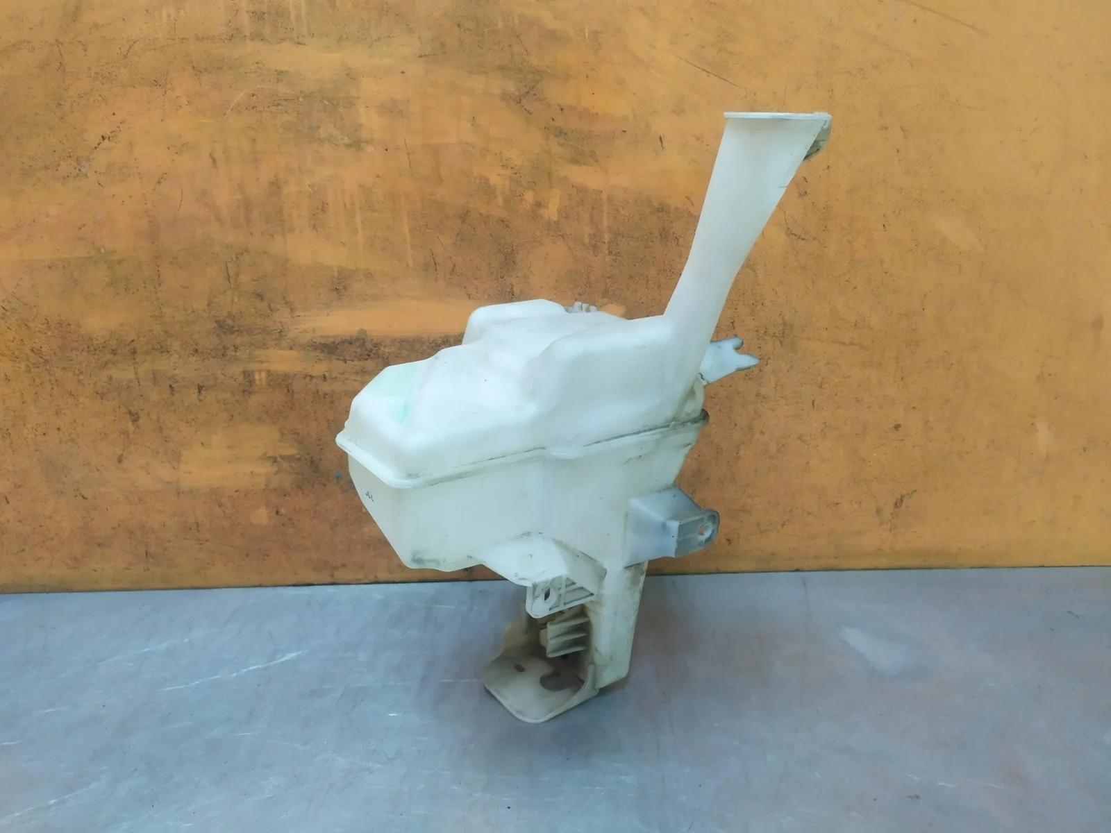 Бачок стеклоомывателя HYUNDAI SOLARIS 2014-2017