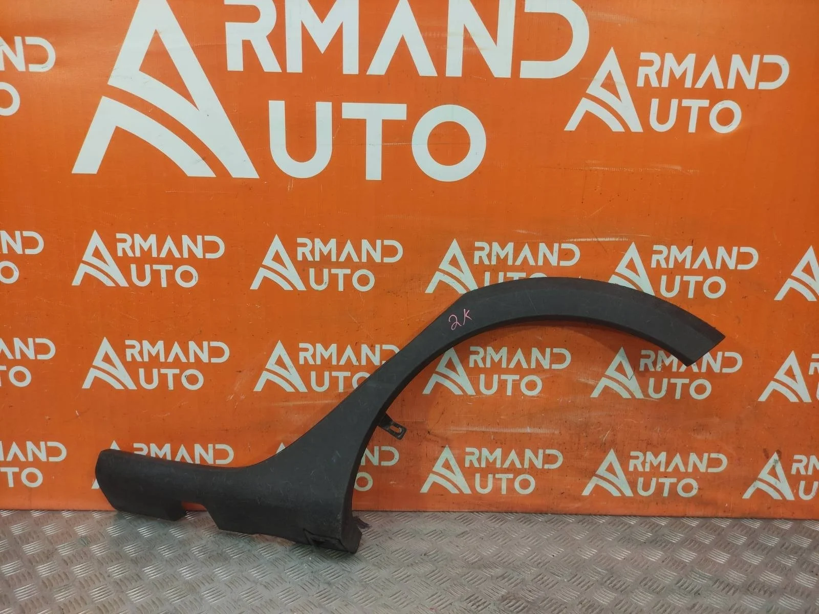 Расширитель крыла Renault Sandero 2013-2019