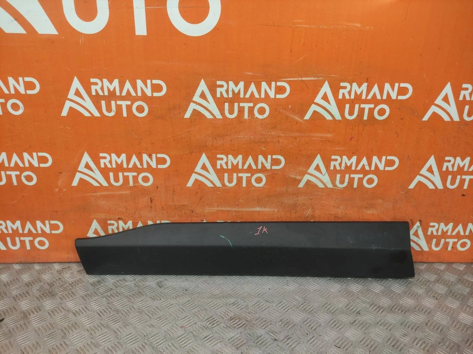 Молдинг двери Toyota RAV4 2018-нв 5 XA50