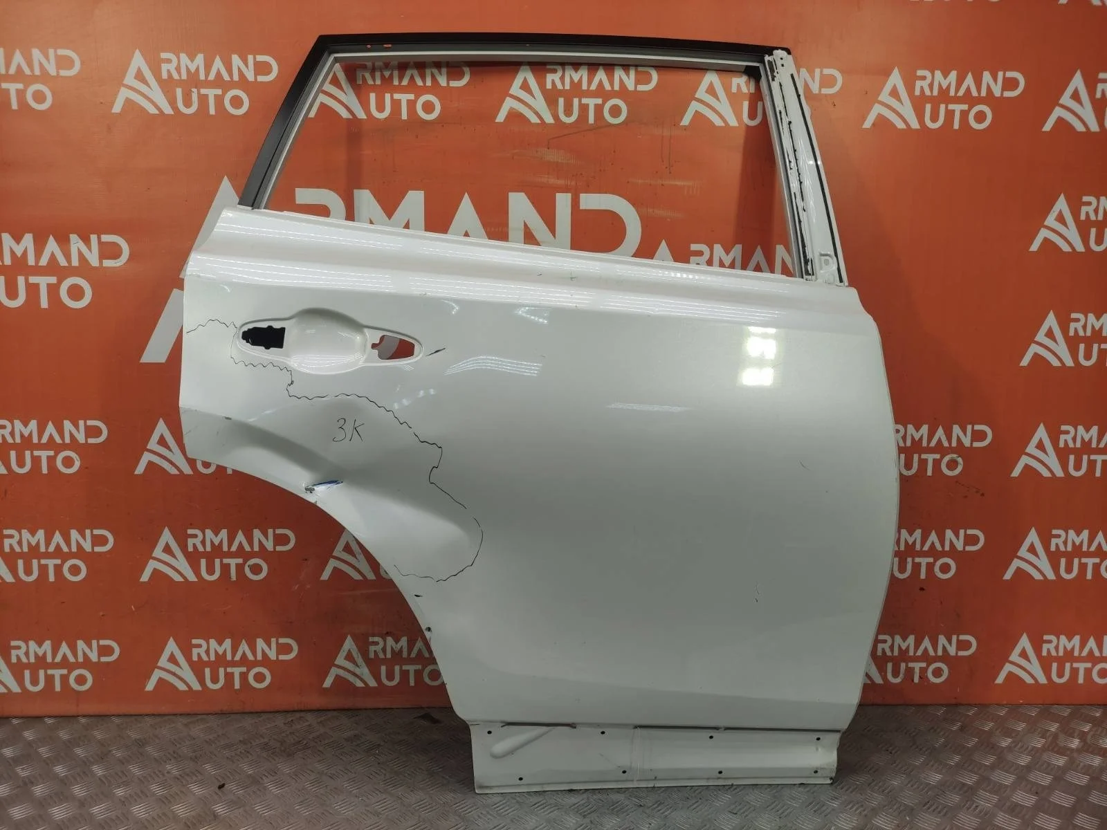 Дверь Toyota RAV4 2012-2019 CA40