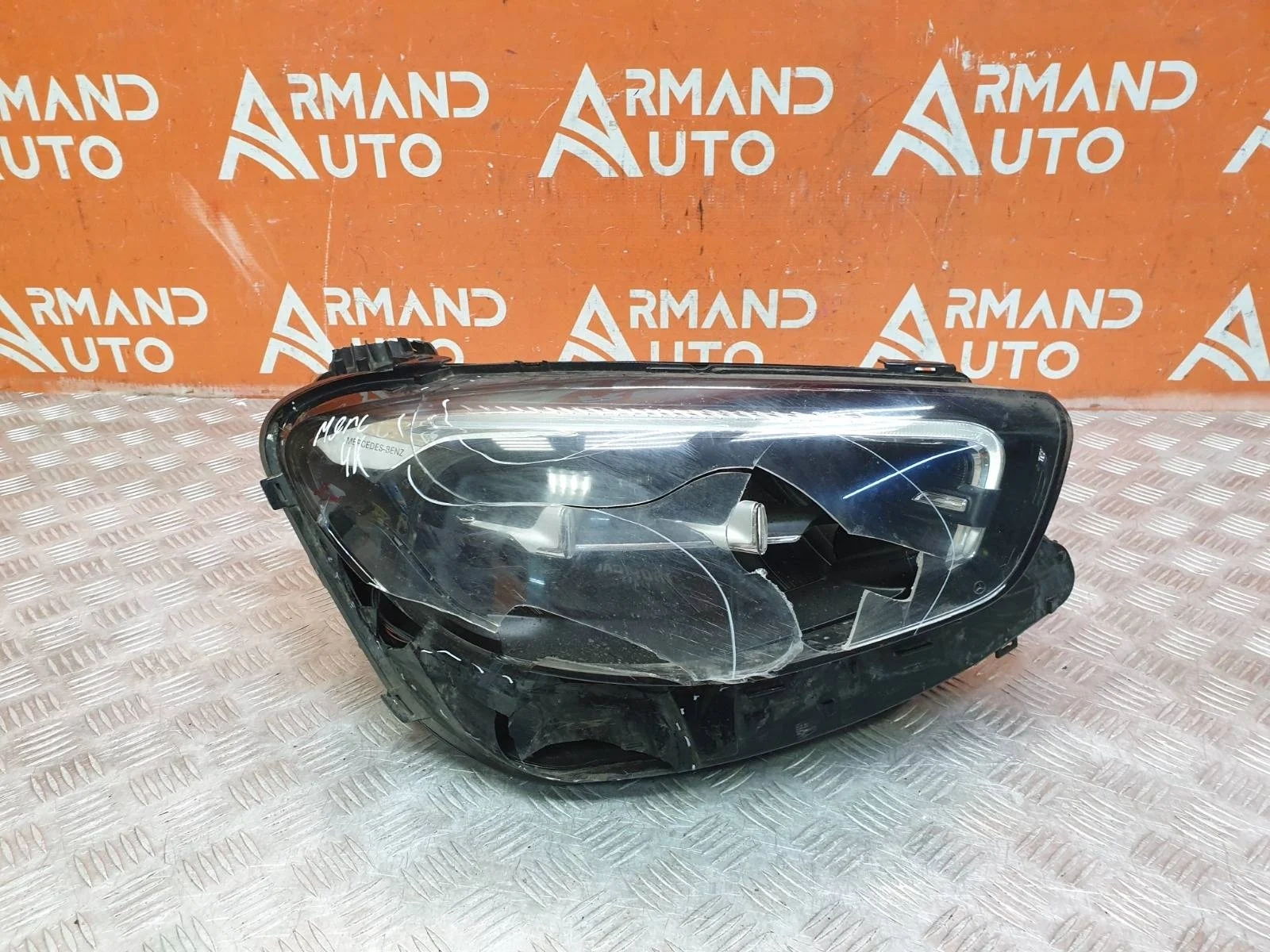 Фара Mercedes -Class 2020-нв W213, S213, C238