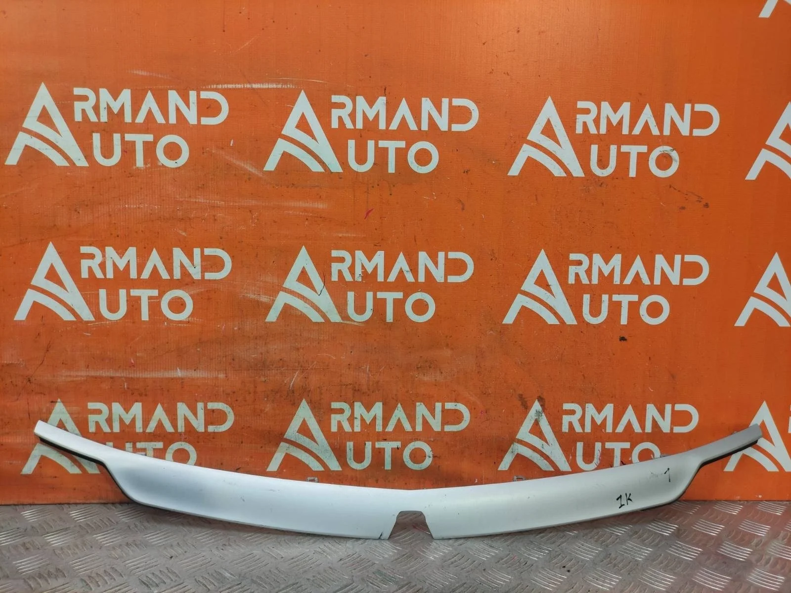 Накладка решетки радиатора верхняя Mitsubishi Pajero Sport 2015-2021 3