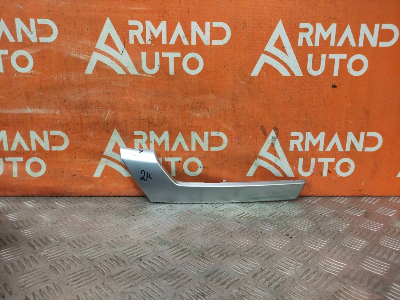 Накладка решетки радиатора верхняя MItsubishi Outlander 2018-нв 3