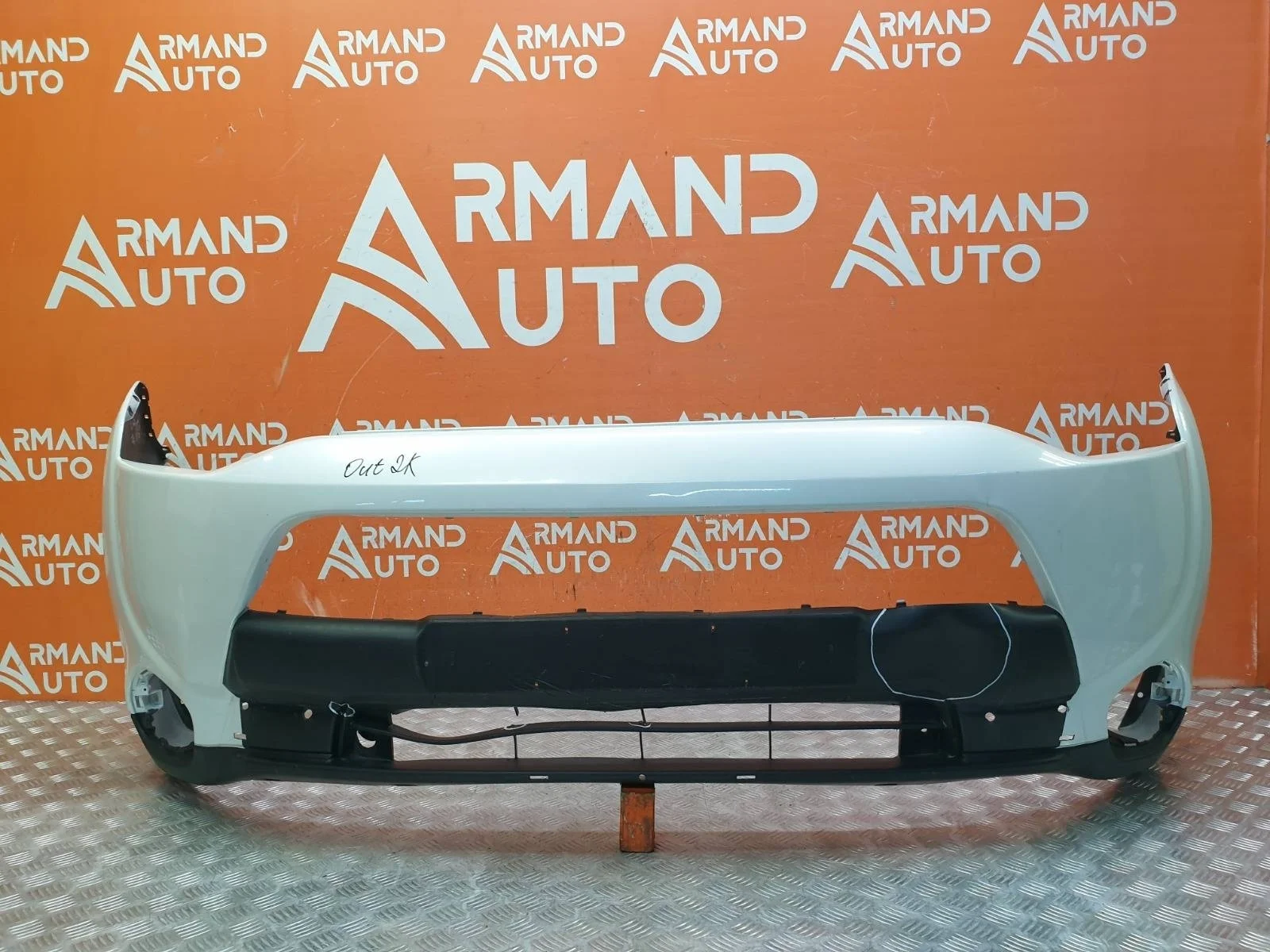 Бампер Mitsubishi Outlander 2014-2015 3