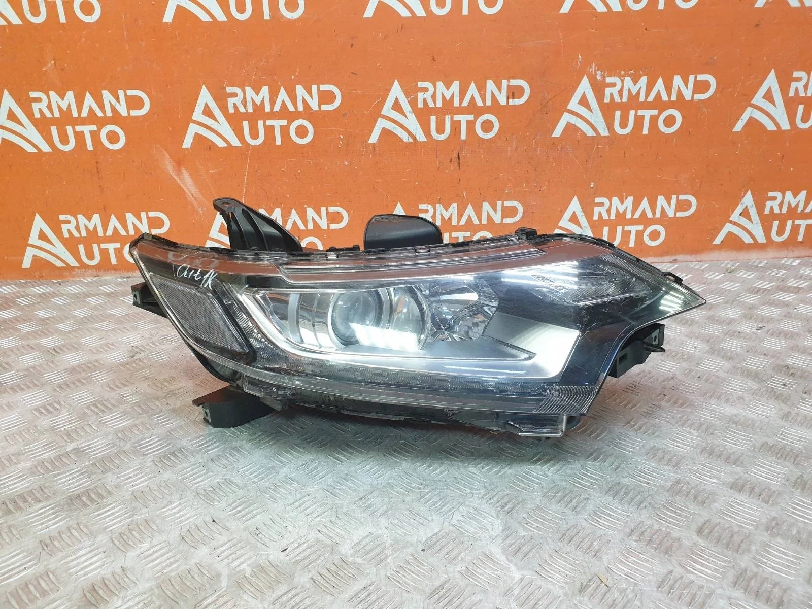 Фара MItsubishi Outlander 2015-нв 3