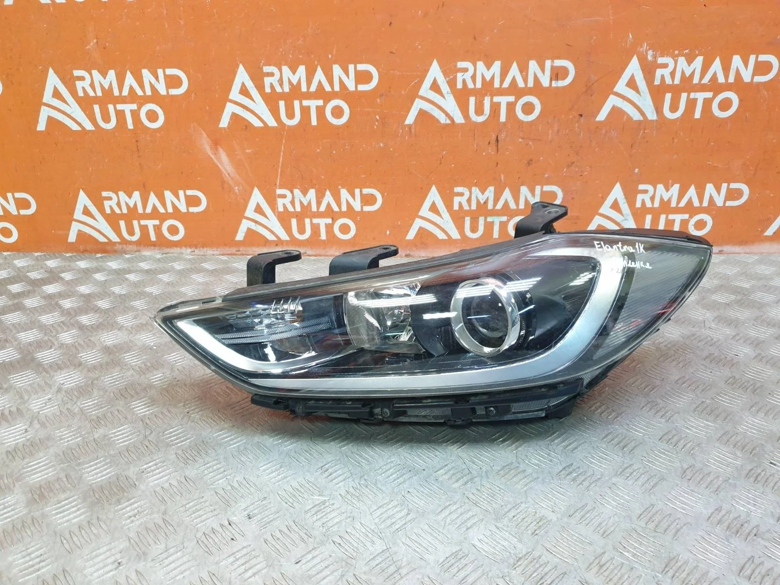 Фара Hyundai Elantra 2015-2019 6 AD