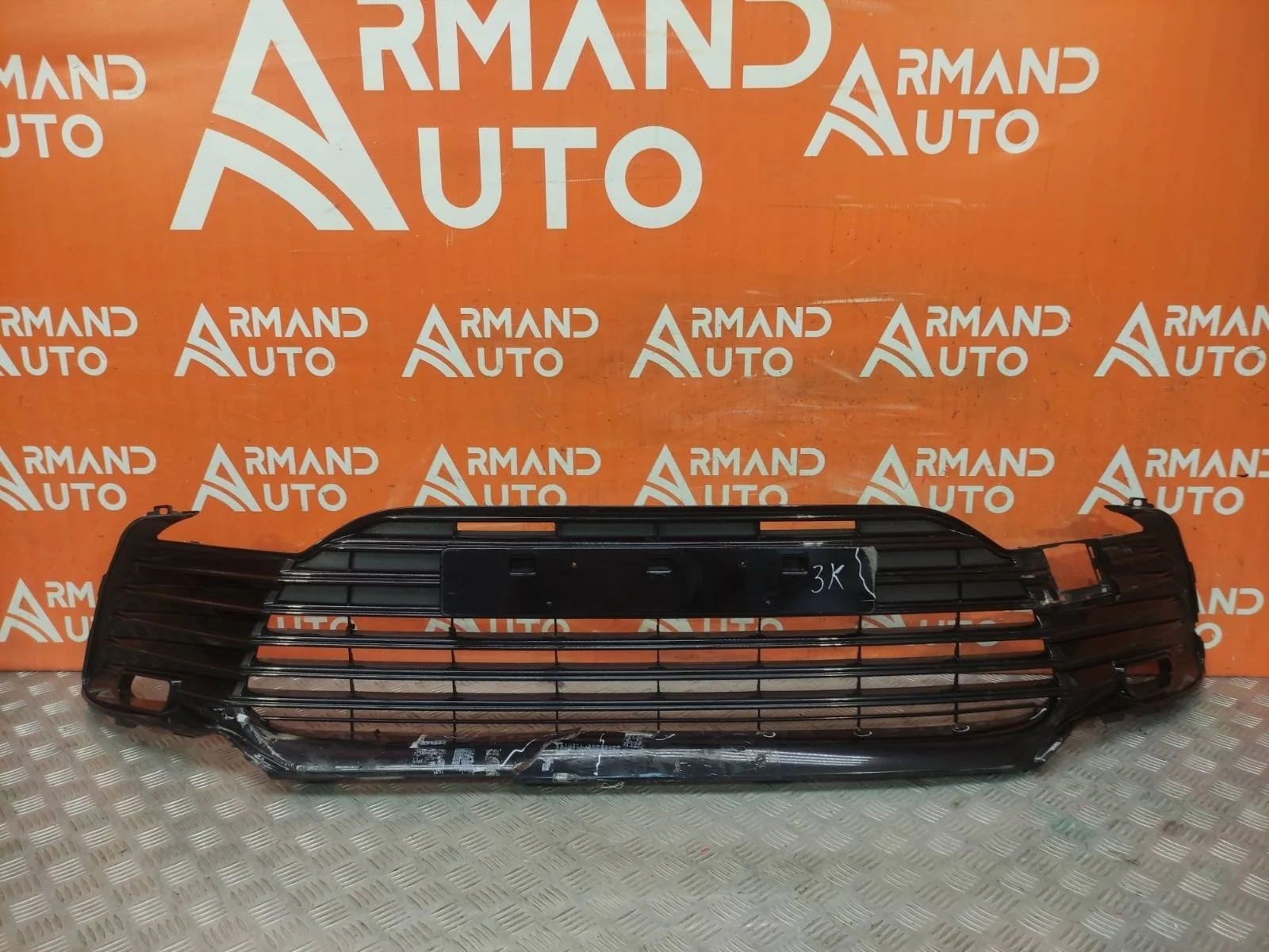 Решетка бампера Toyota Camry 2020-нв 8 XV70