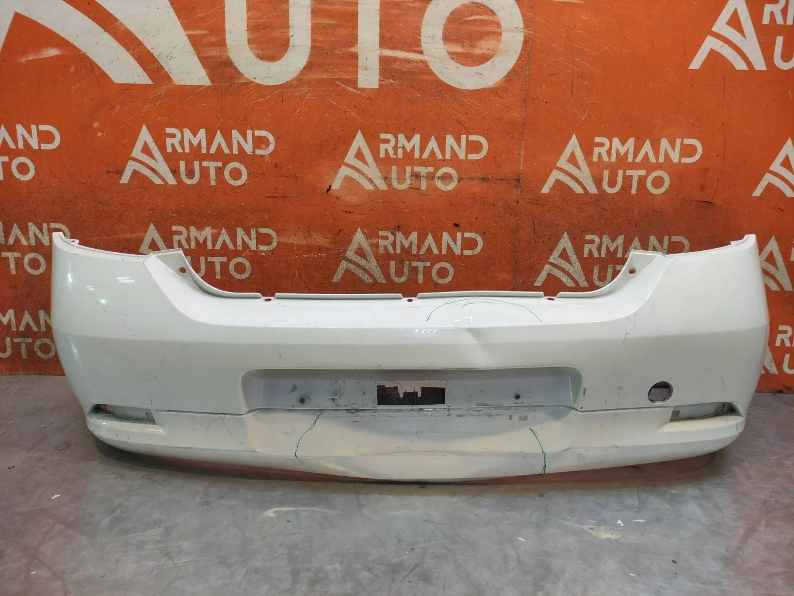 Бампер Renault Logan 2012-2022