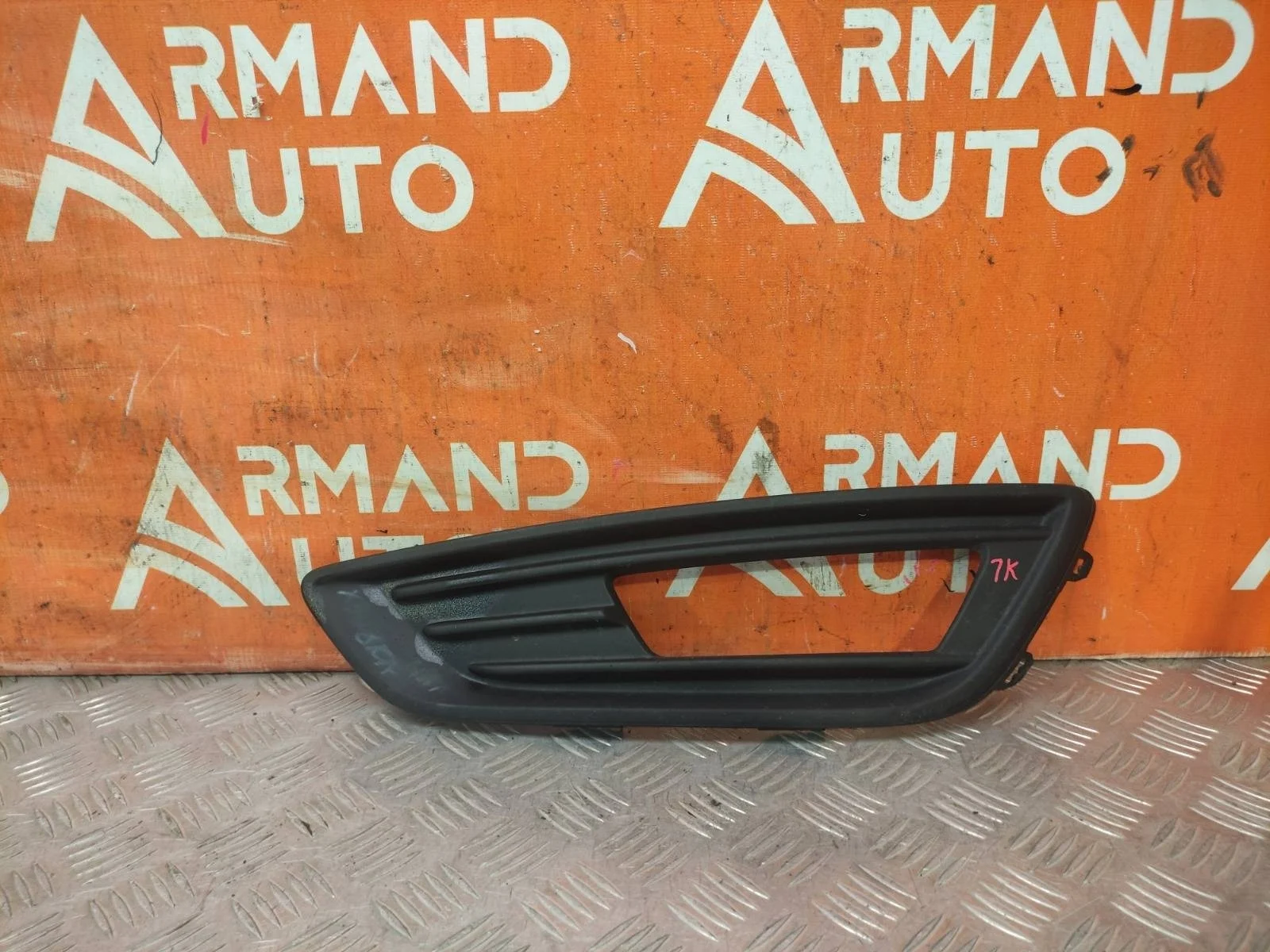 Окантовка птф FORD Focus 2014-2019 3