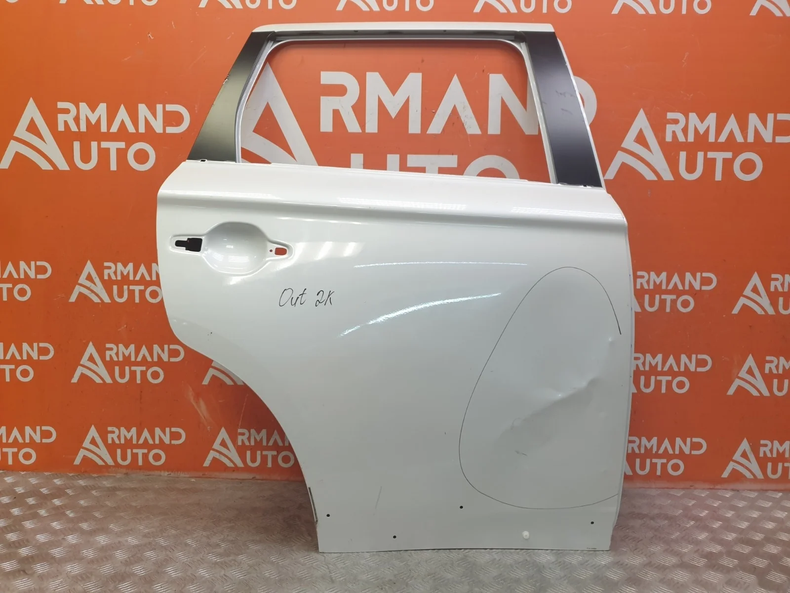 Дверь Mitsubishi Outlander 2015-нв 3