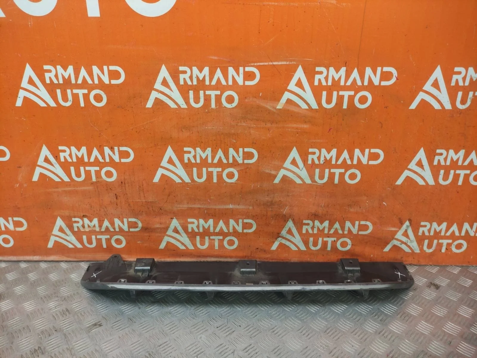 Накладка юбки бампера Kia K5 2020-нв 3