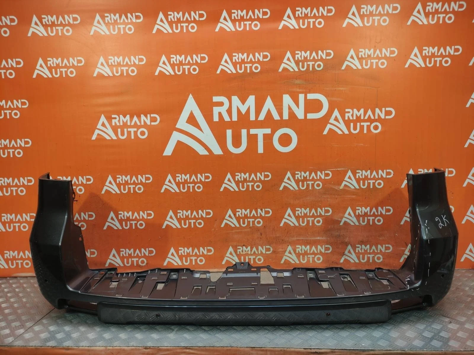 Бампер TOYOTA Land Cruiser Prado 2017-нв 150