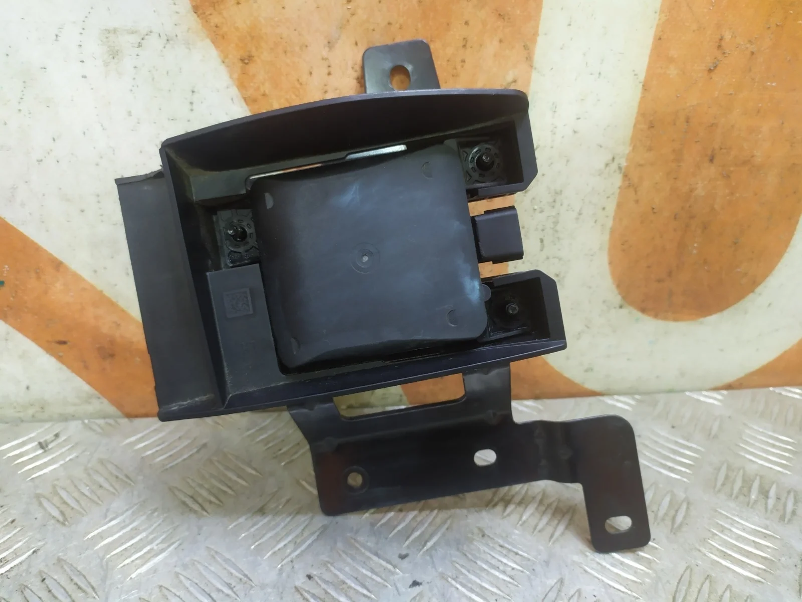 Датчик слепых зон Hyundai Santa Fe 2020-нв 4 TM