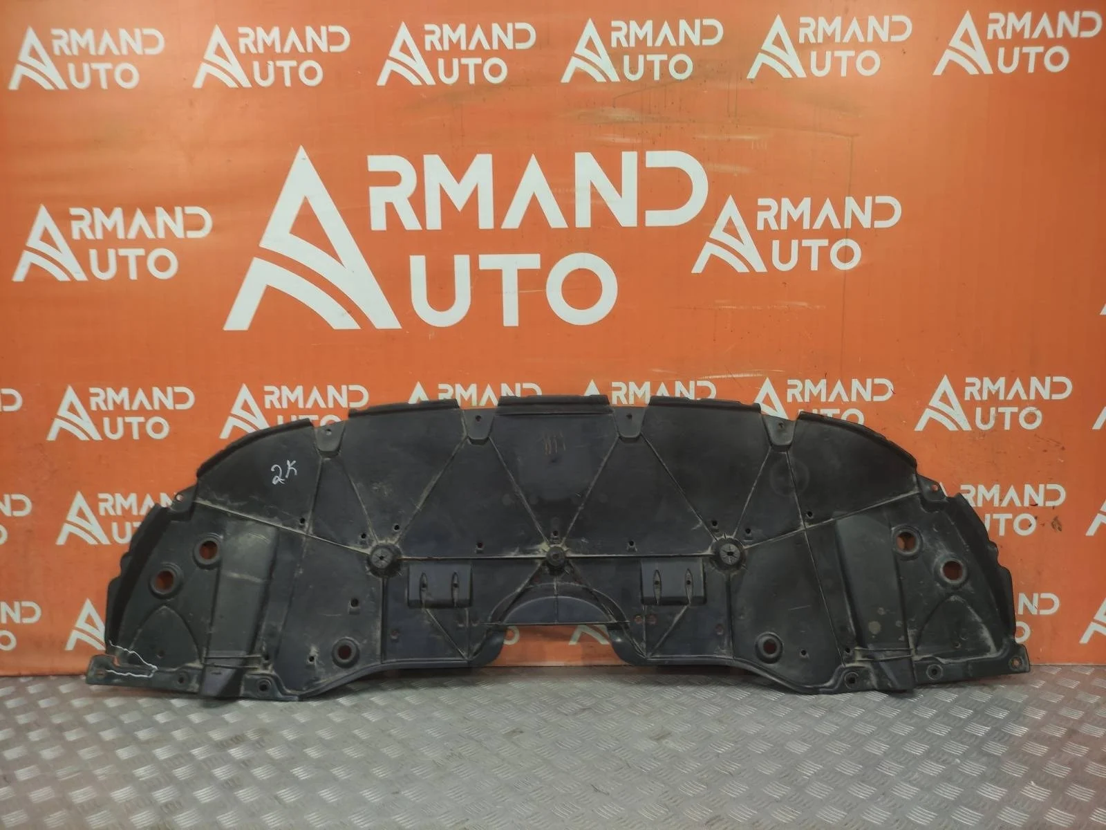 Пыльник бампера Toyota Camry 2020-нв 8 XV70