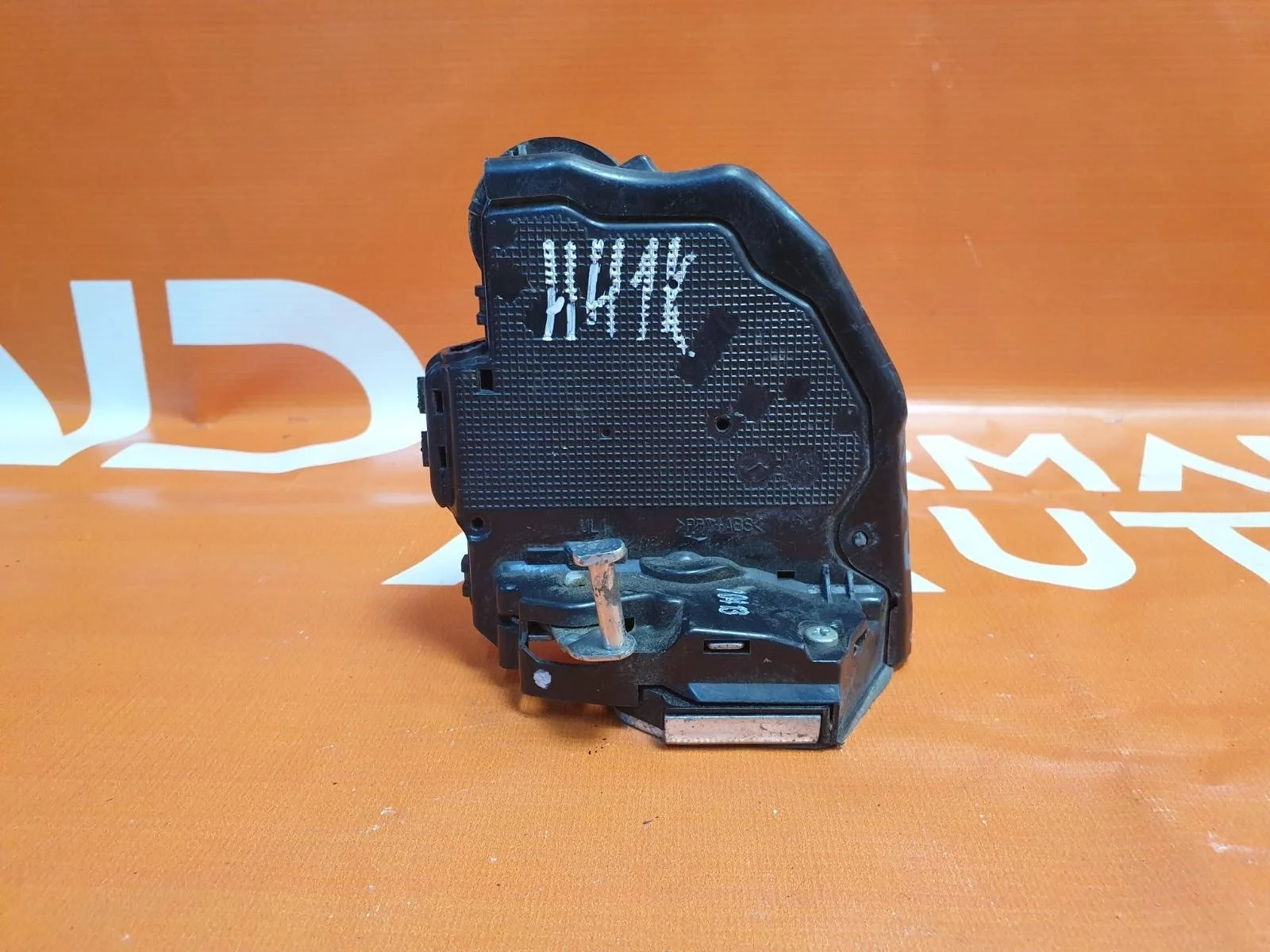 Замок двери Toyota Land Cruiser Prado 2009-нв 150