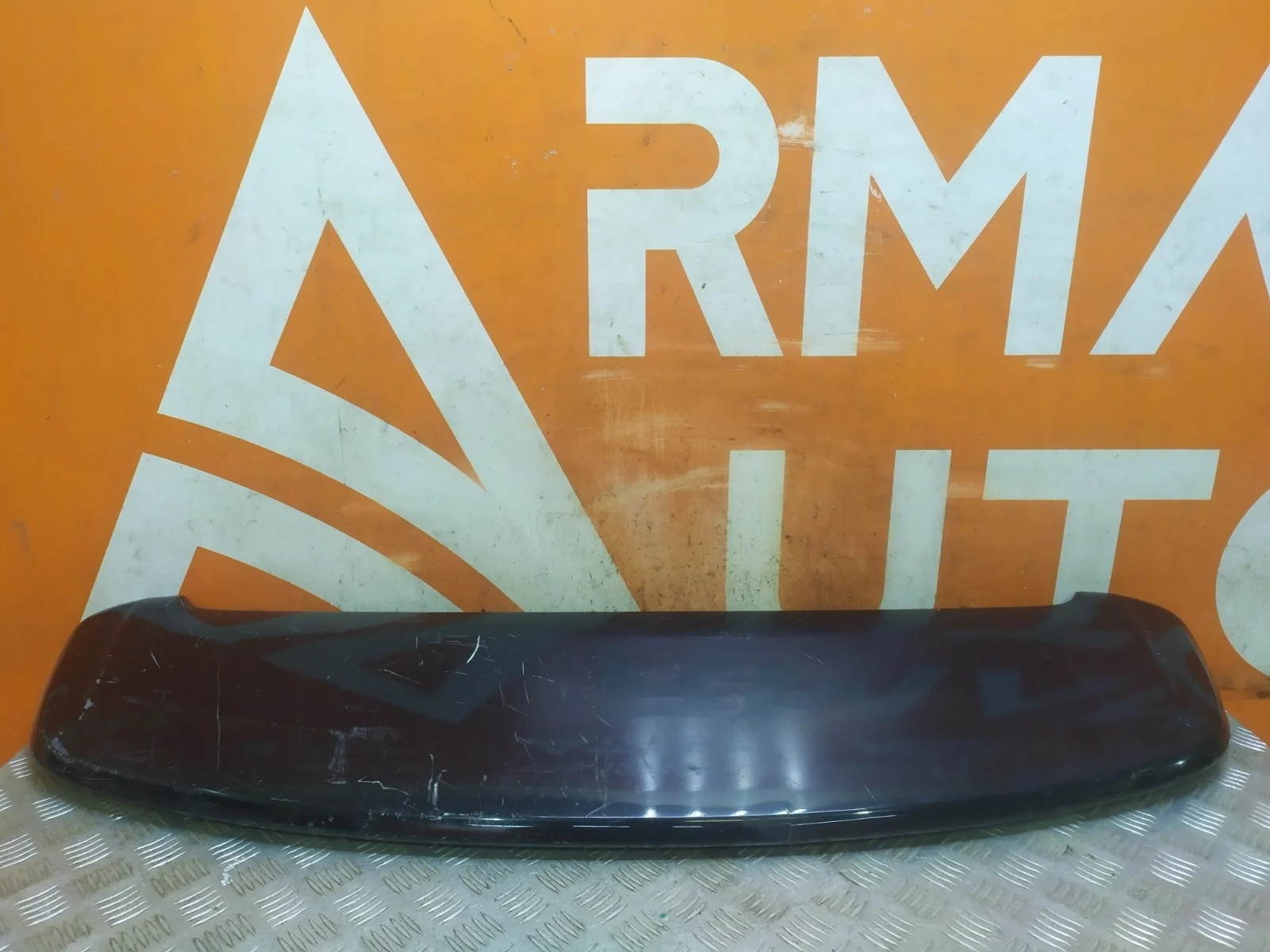 Спойлер двери багажника TOYOTA Land Cruiser 2007-2021