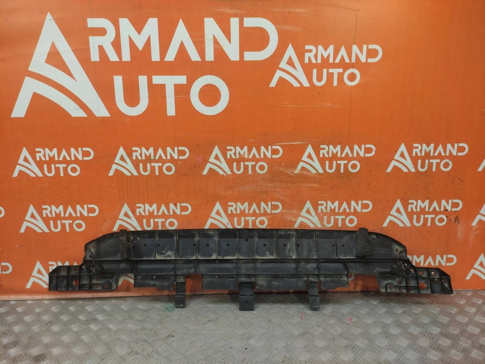 Кронштейн бампера TOYOTA RAV4 2018-нв 5 XA50