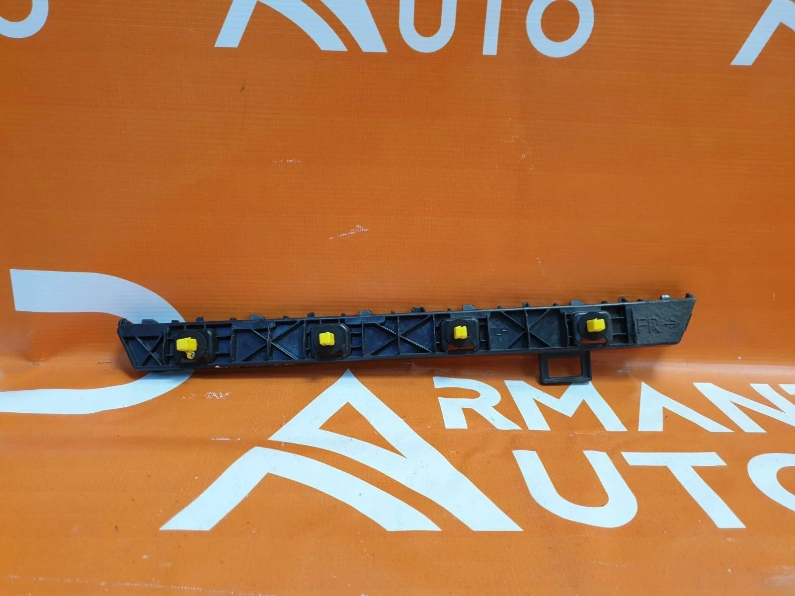 Кронштейн бампера Hyundai Solaris 2017-нв