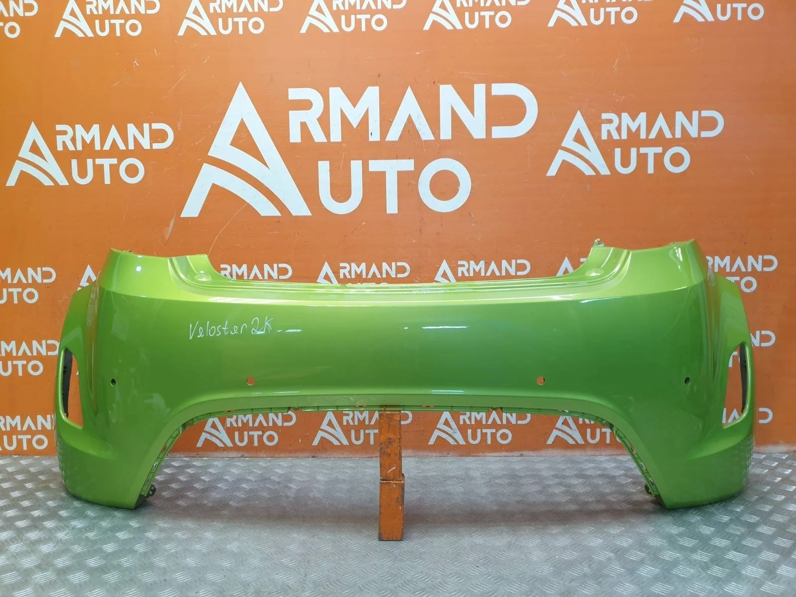 Бампер Hyundai Veloster 2011-2017