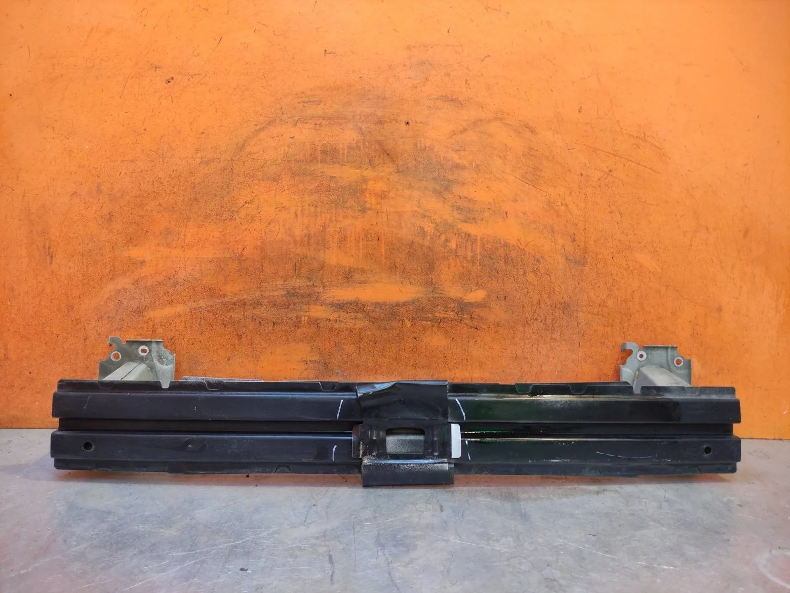 Усилитель бампера Mitsubishi Outlander 2012-нв 3