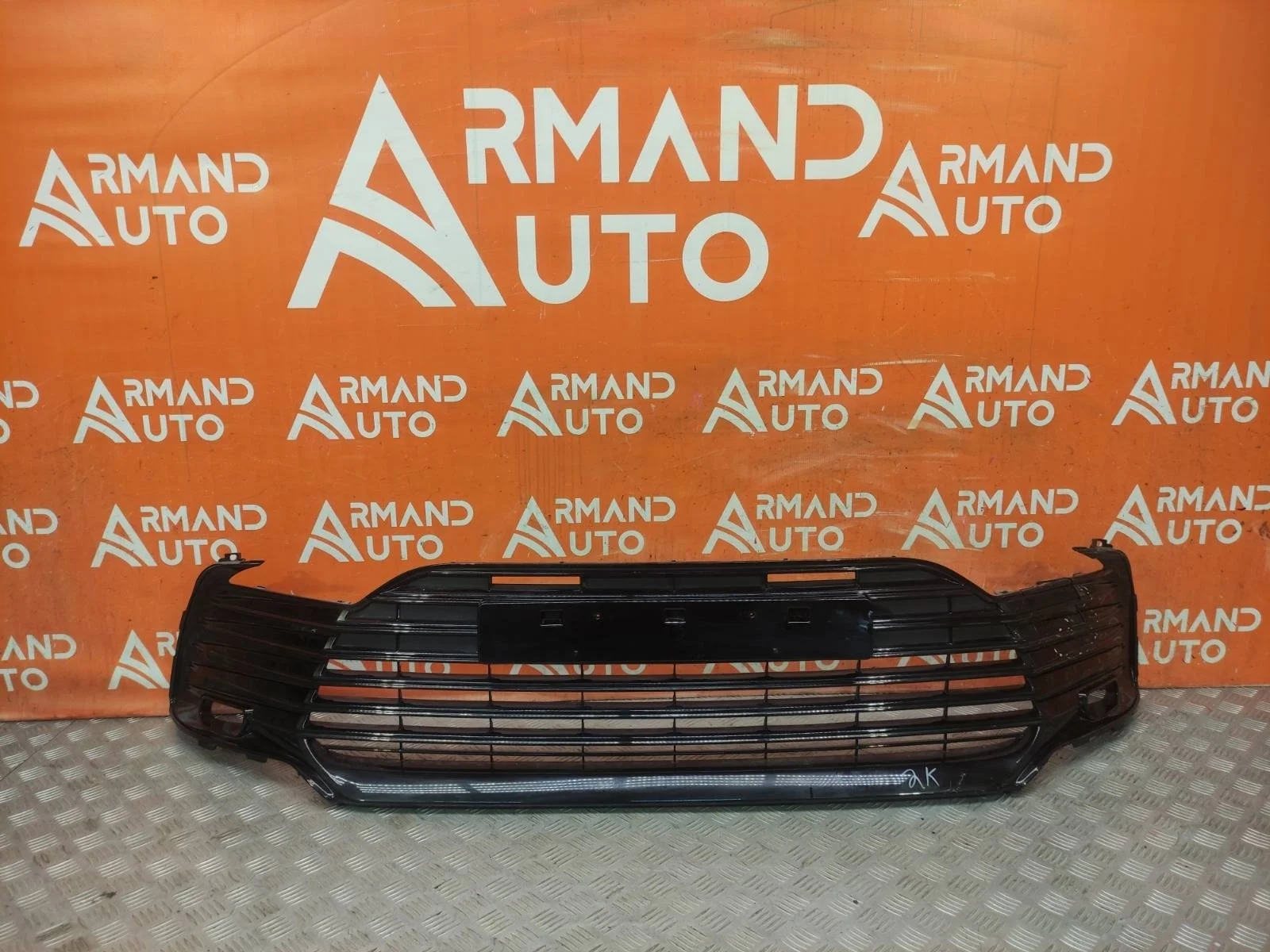 Решетка бампера Toyota Camry 2020-нв 8 XV70