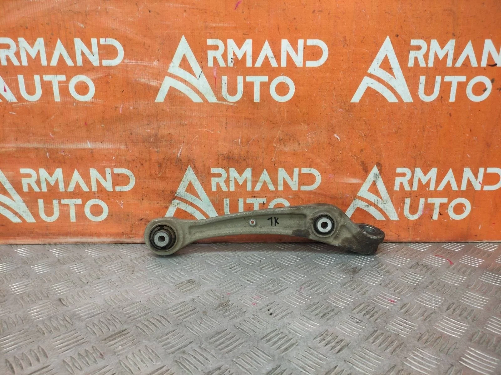 Рычаг подвески нижний Audi A4 2007-2015 B8