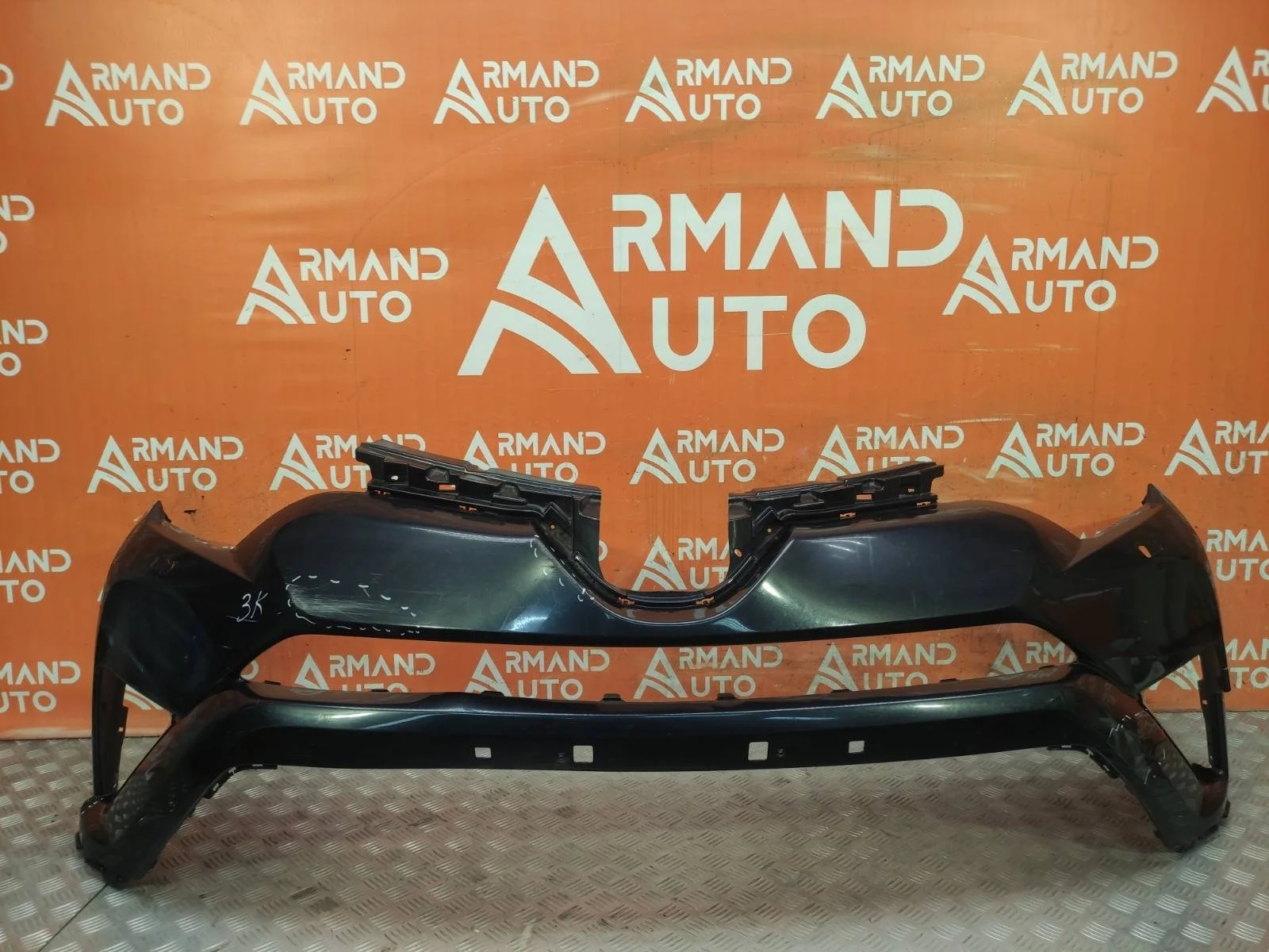 Бампер TOYOTA RAV4 2015-2019 CA40