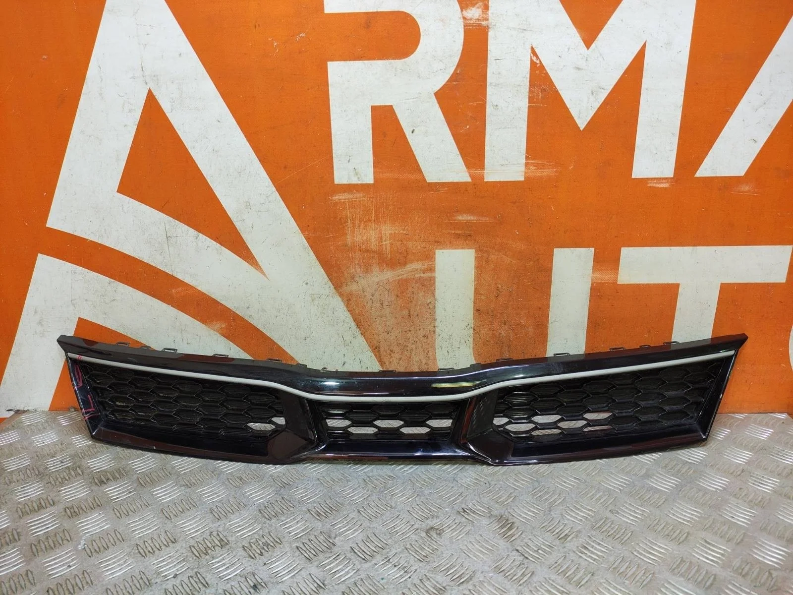 Решетка радиатора KIA Rio 2020-нв 4 FB