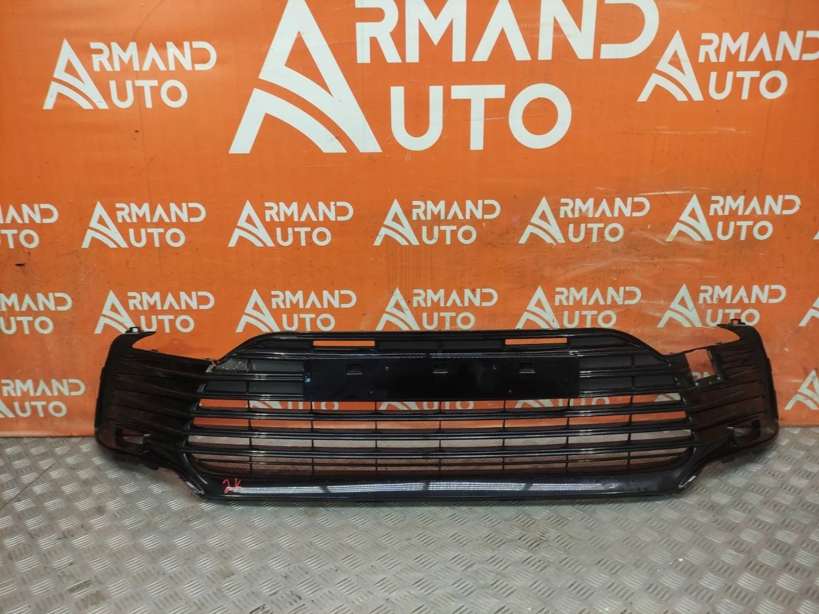 Решетка бампера TOYOTA Camry 2020-нв 8 XV70