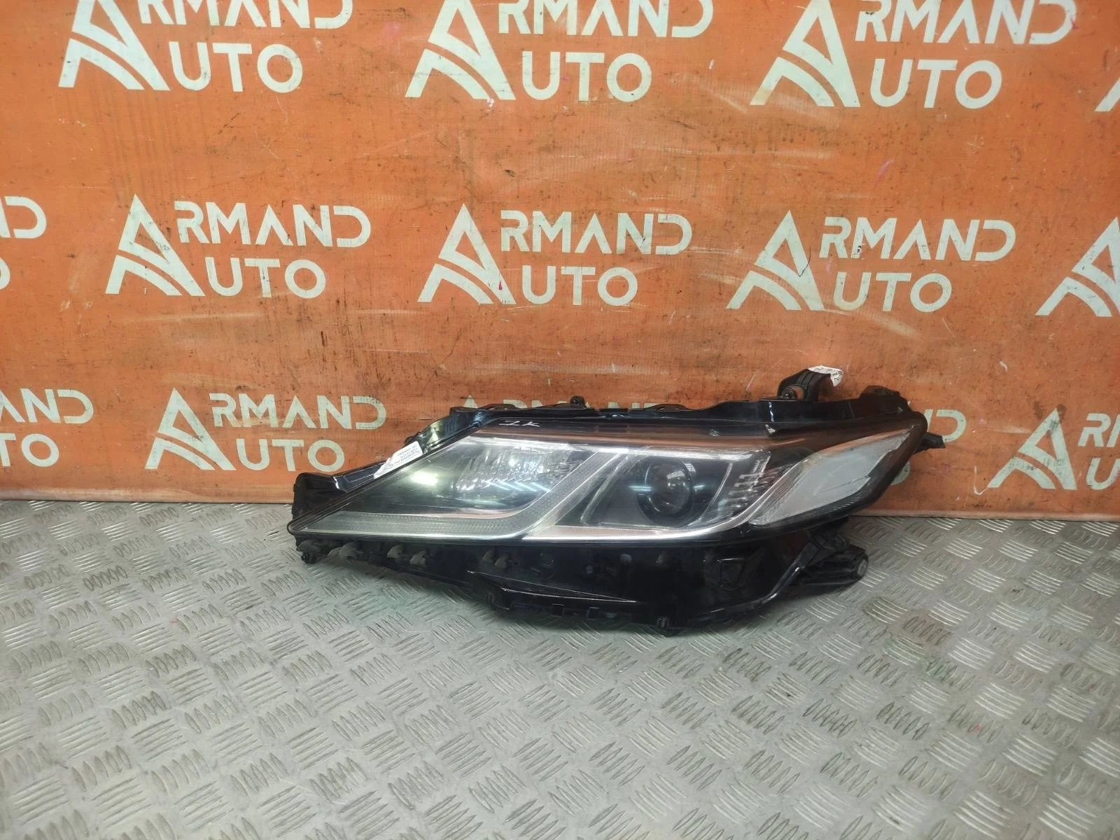 Фара TOYOTA Camry 2017-2021 8 XV70