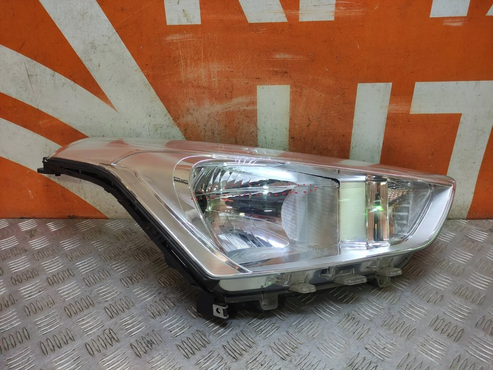 Фара HYUNDAI CRETA 2016-2021