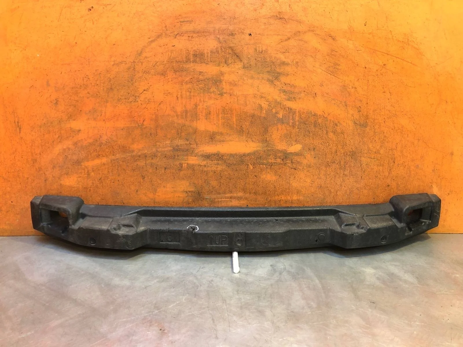 Абсорбер бампера Toyota Corolla 2015-2019 11 E160 E170 E180