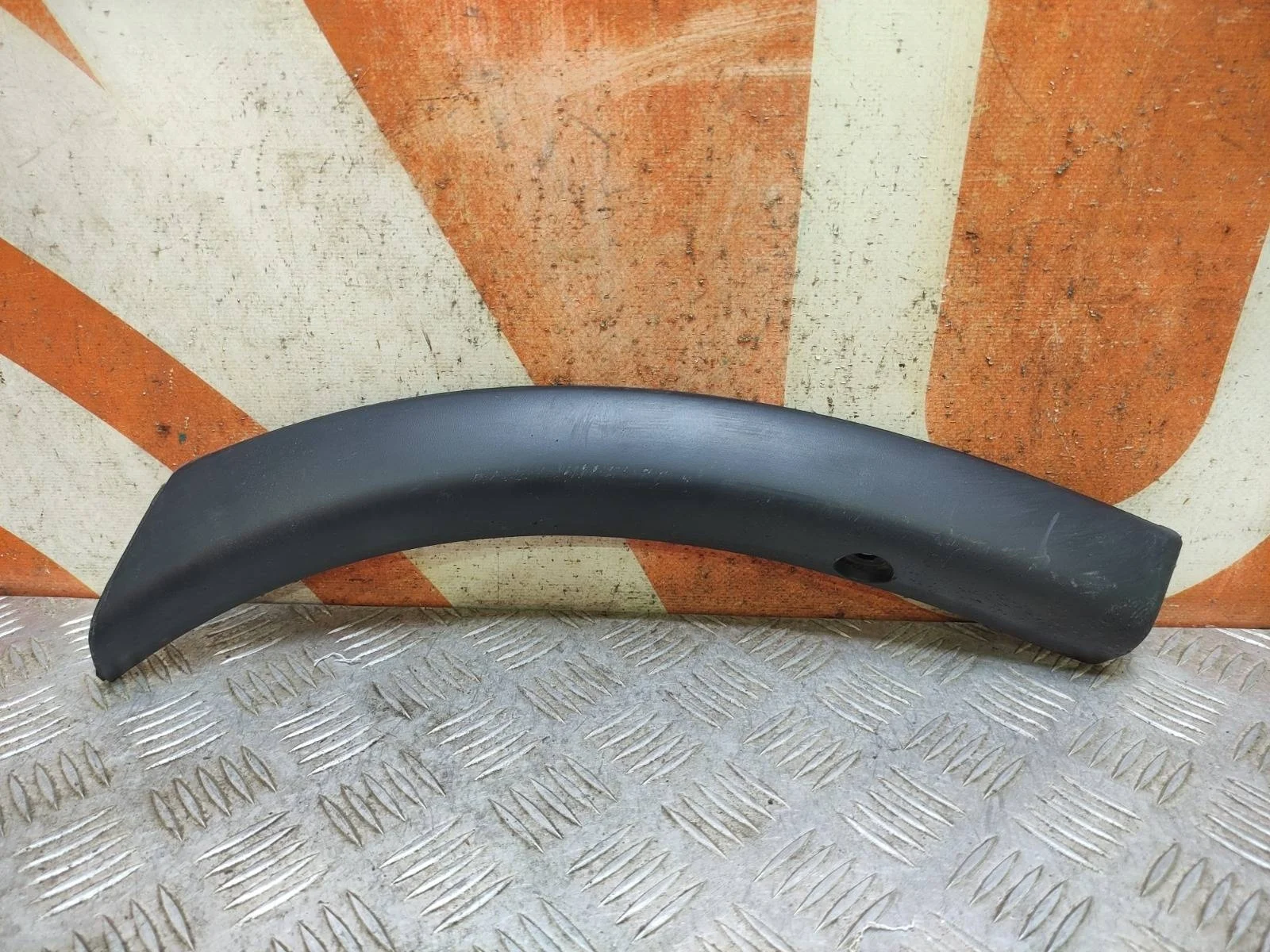 Расширитель бампера Mitsubishi OUTLANDER 2014-2018 3