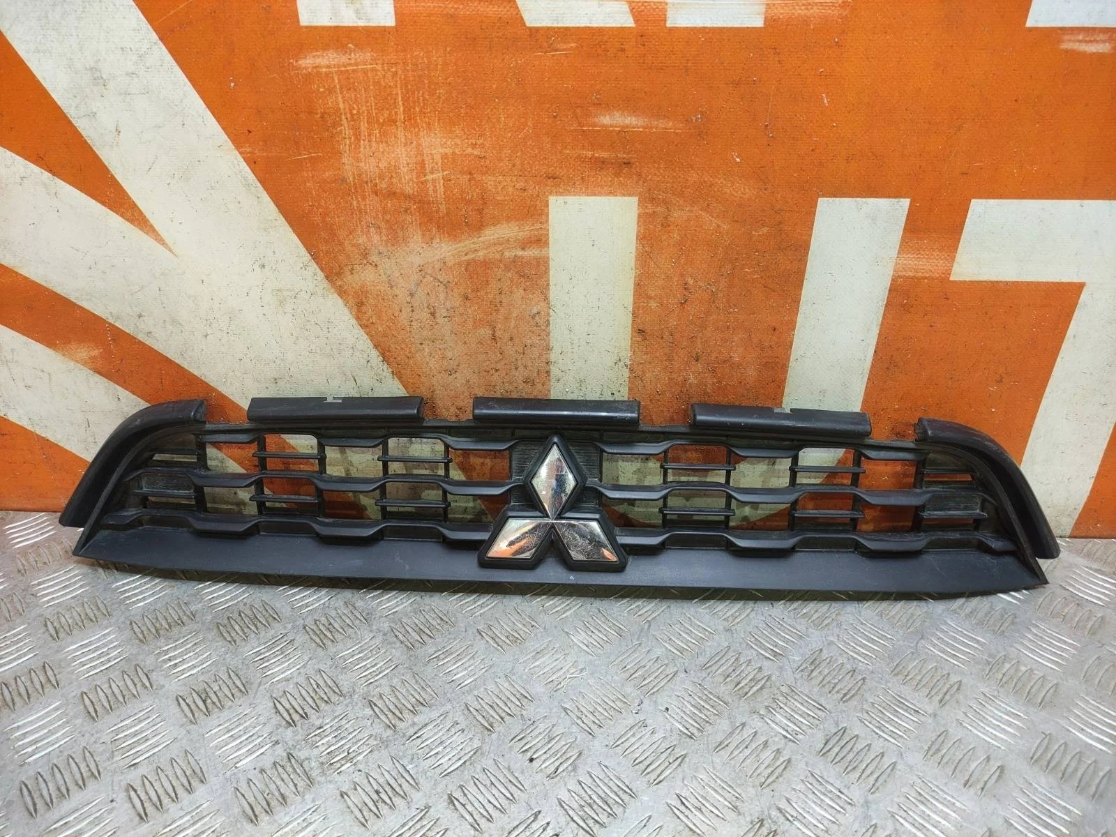 Решетка радиатора Mitsubishi ASX 2012-2016 GA0