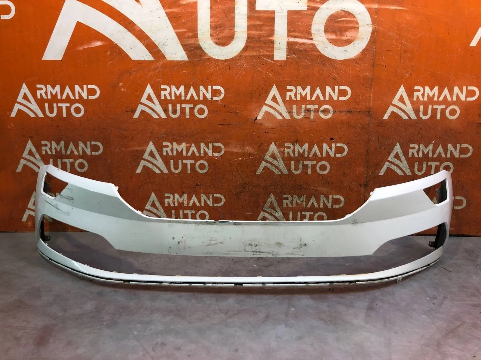 Бампер skoda Karoq 2017-нв