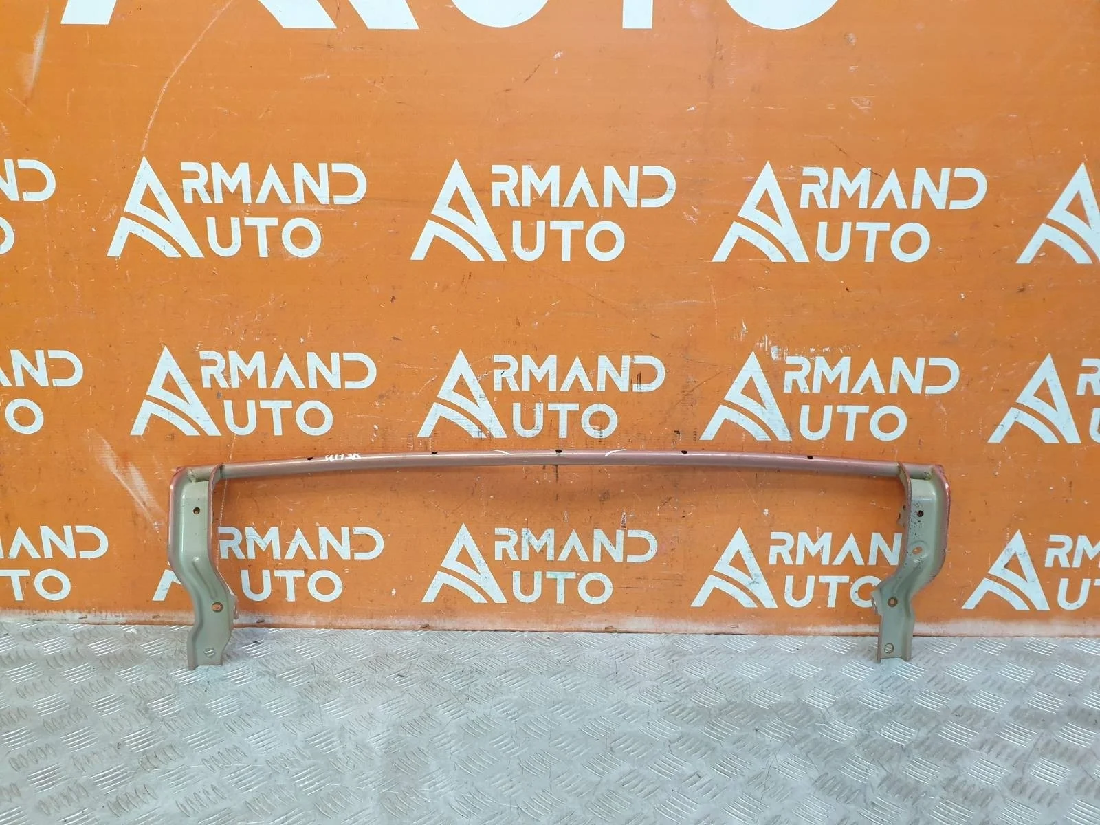 Усилитель бампера нижний Mitsubishi Eclipse Cross 2017-нв