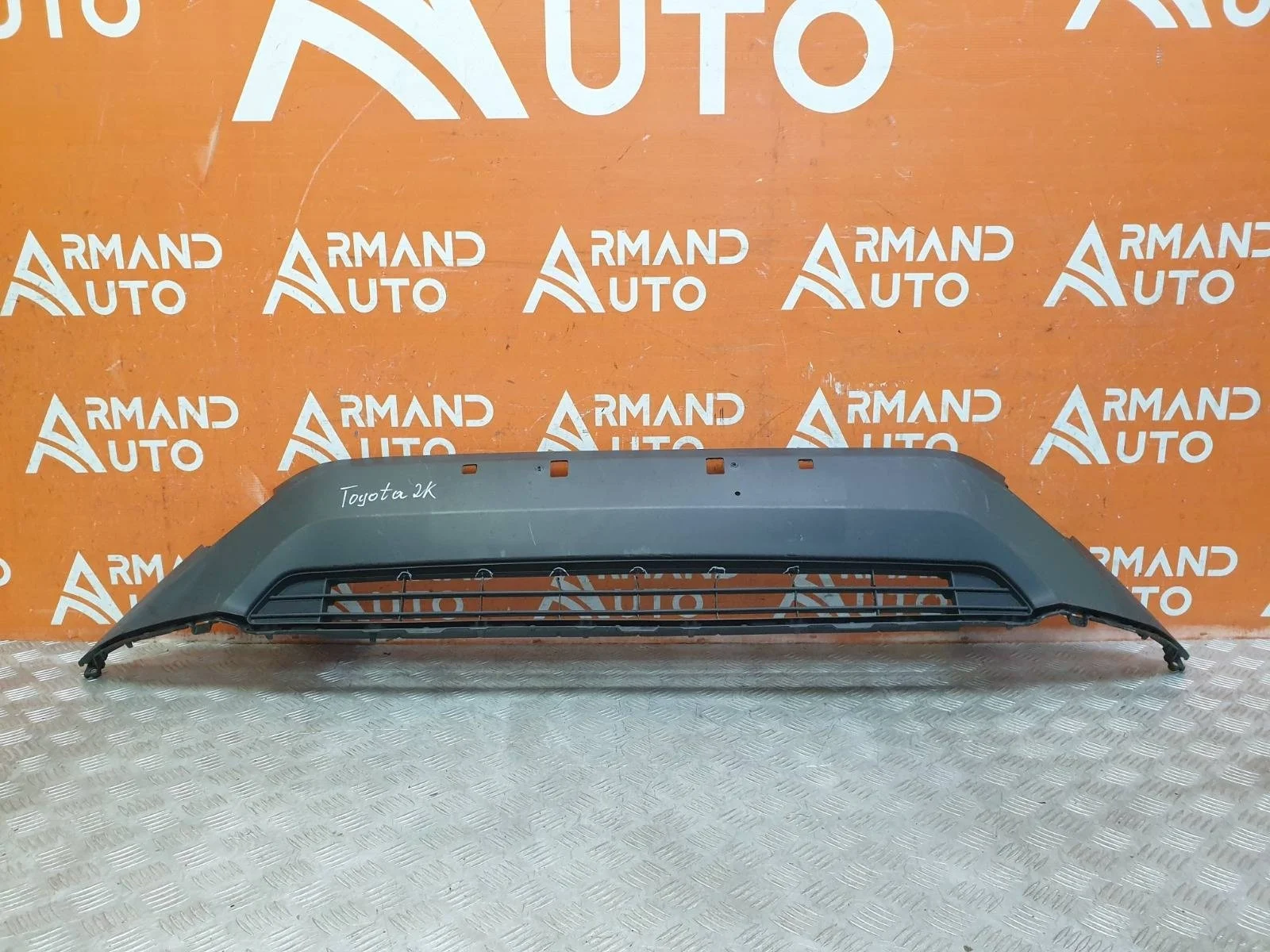 Решетка бампера Toyota RAV4 2018-нв 5 XA50