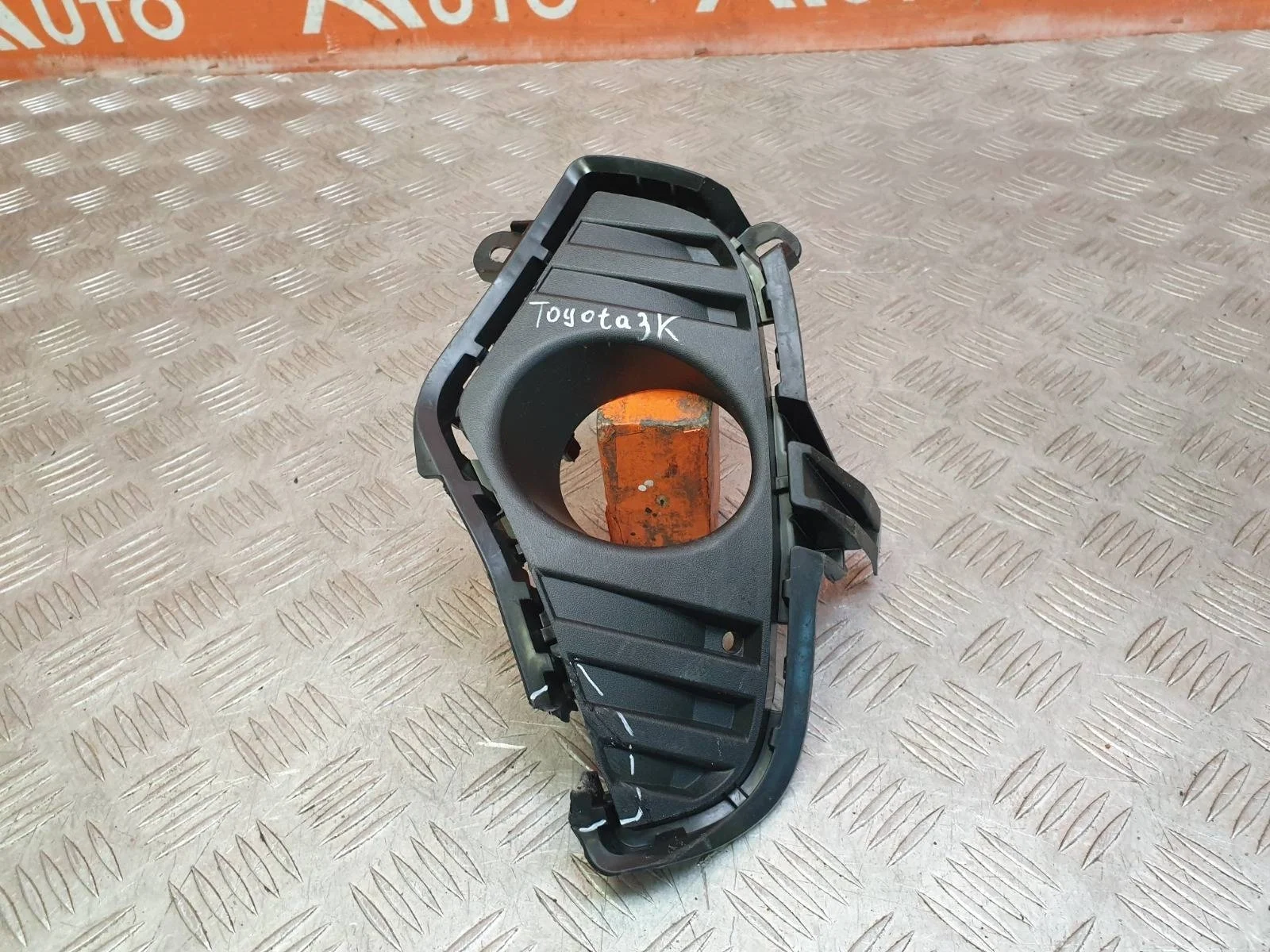 Окантовка птф TOYOTA RAV4 2018-нв 5 XA50