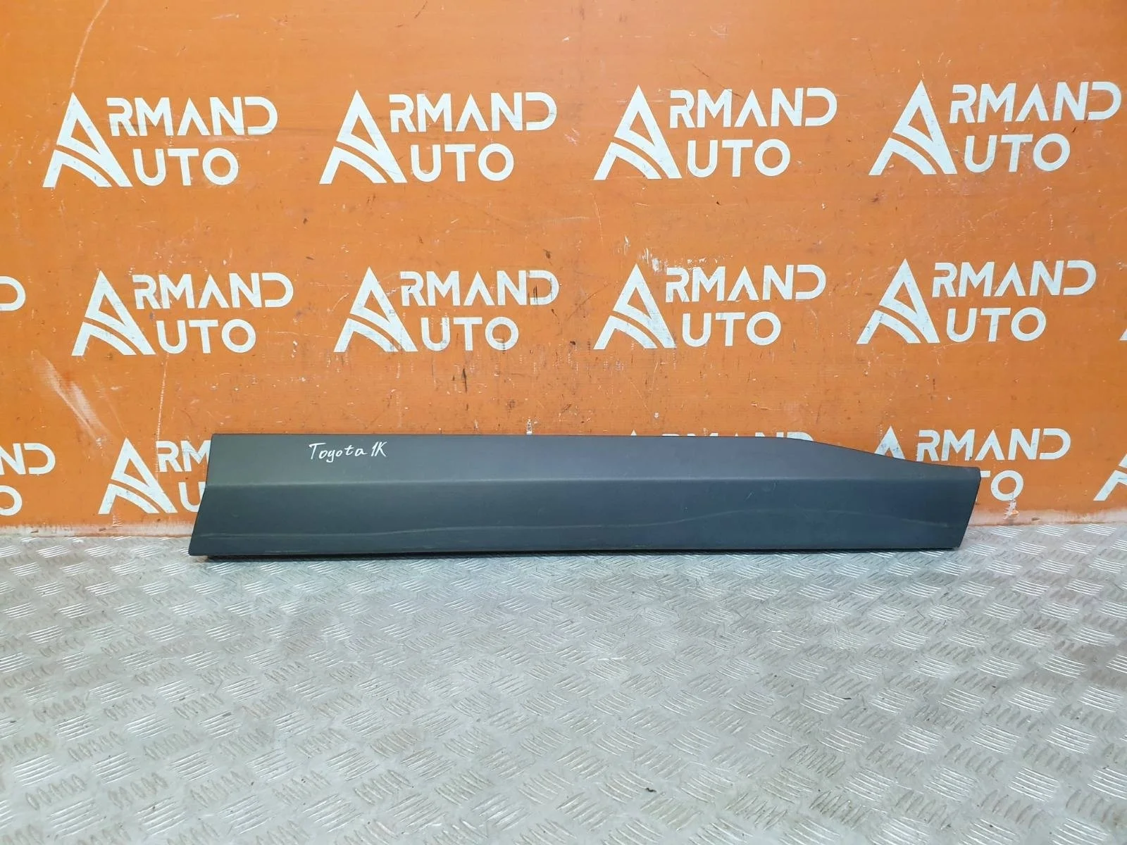 Молдинг двери Toyota RAV4 2018-нв 5 XA50