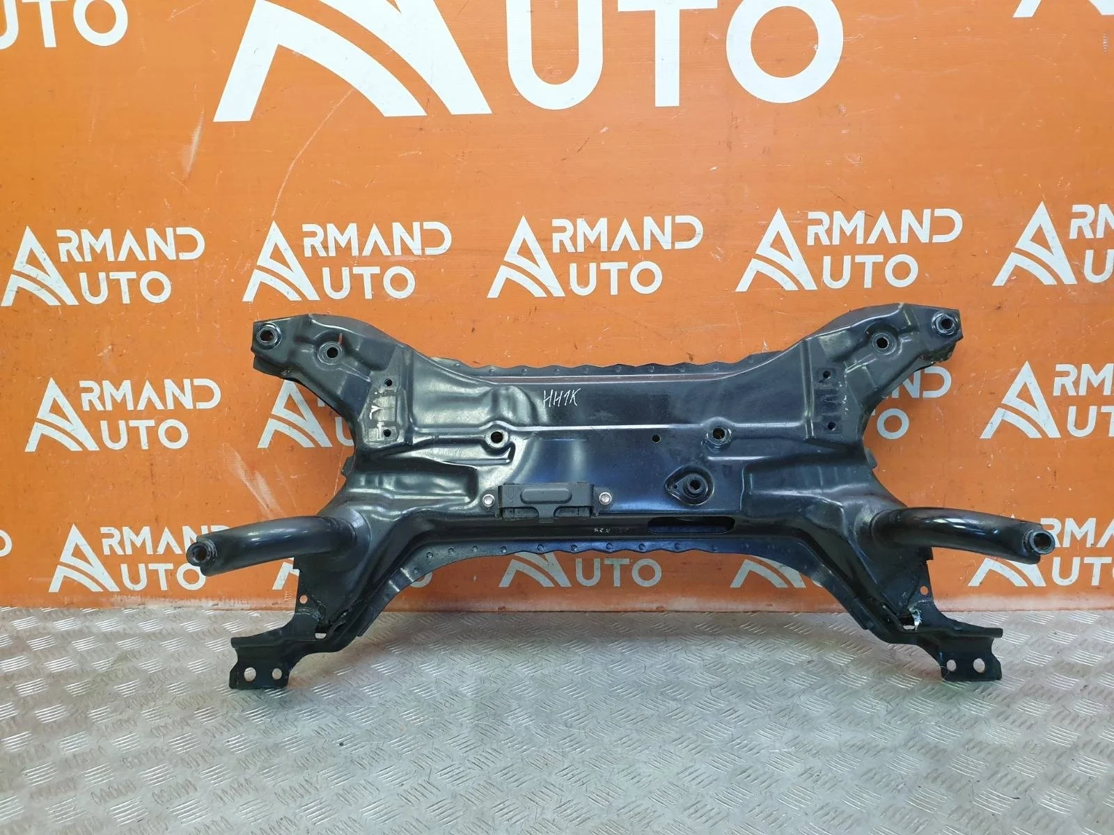 Подрамник Mitsubishi Outlander 2012-нв 3