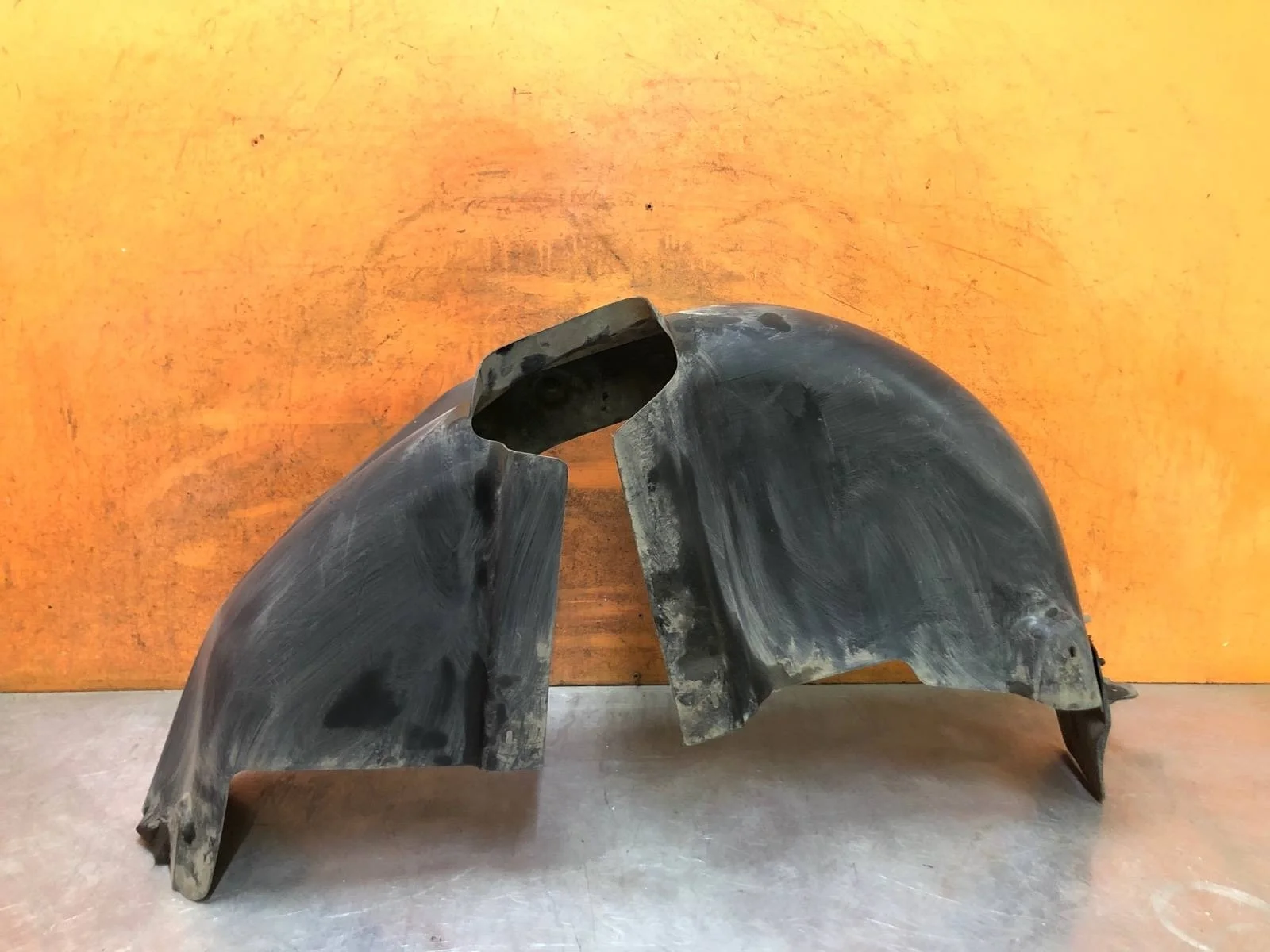 Подкрылок Skoda Rapid 2014-2020