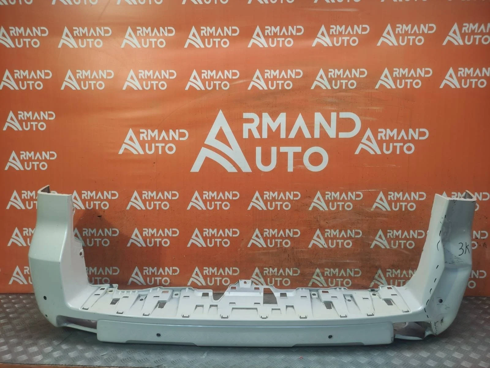 Бампер TOYOTA Land Cruiser Prado 2017-нв 150