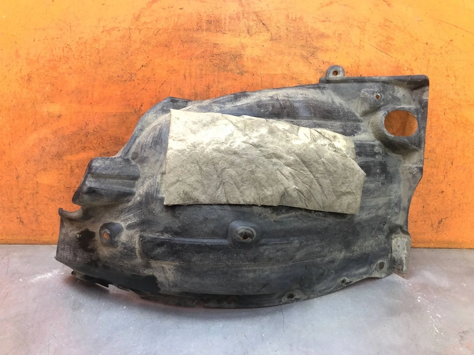 Подкрылок Toyota Camry 2017-нв 8 XV70