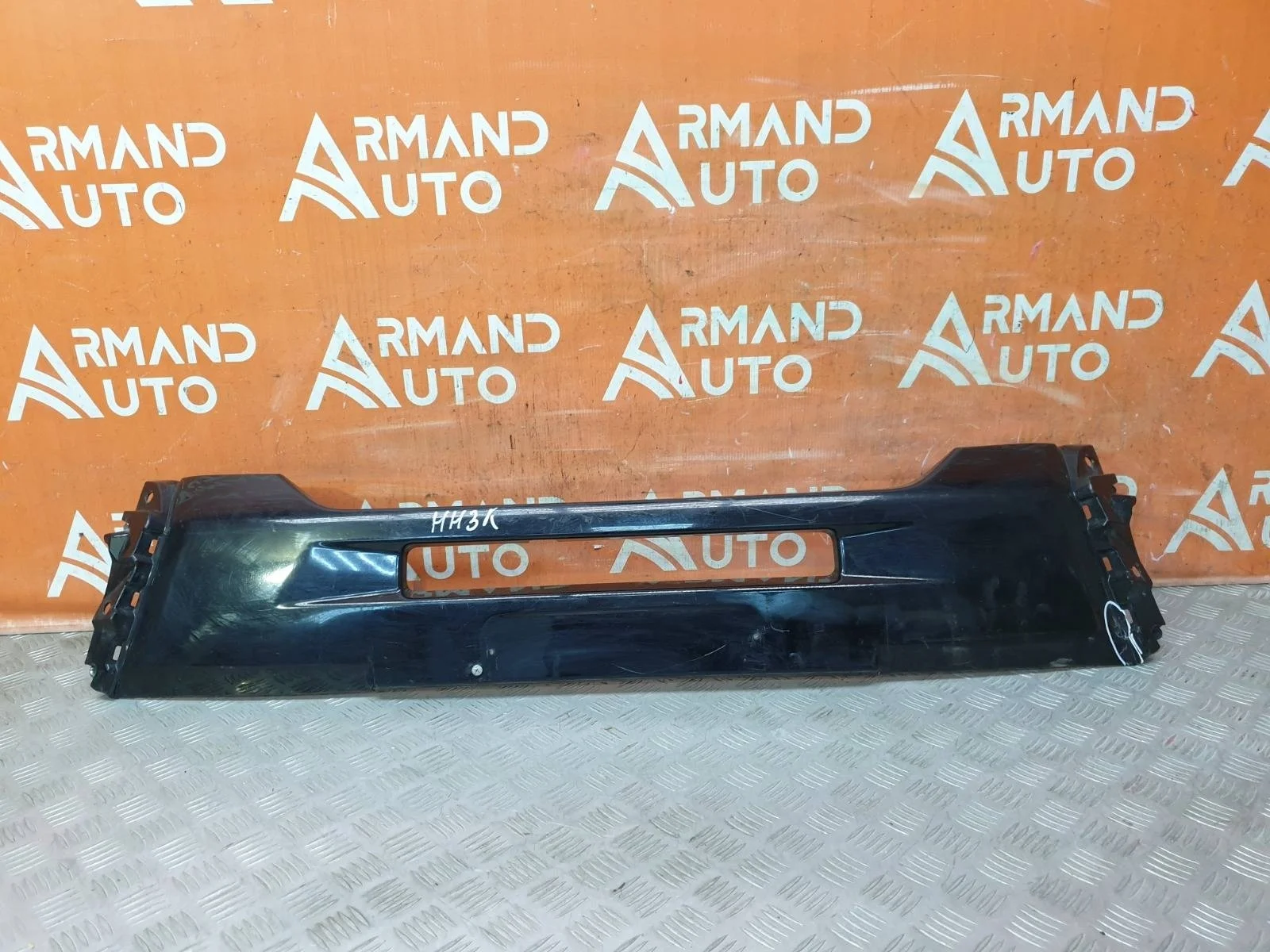 Накладка бампера Mitsubishi Outlander 2015-2018 3