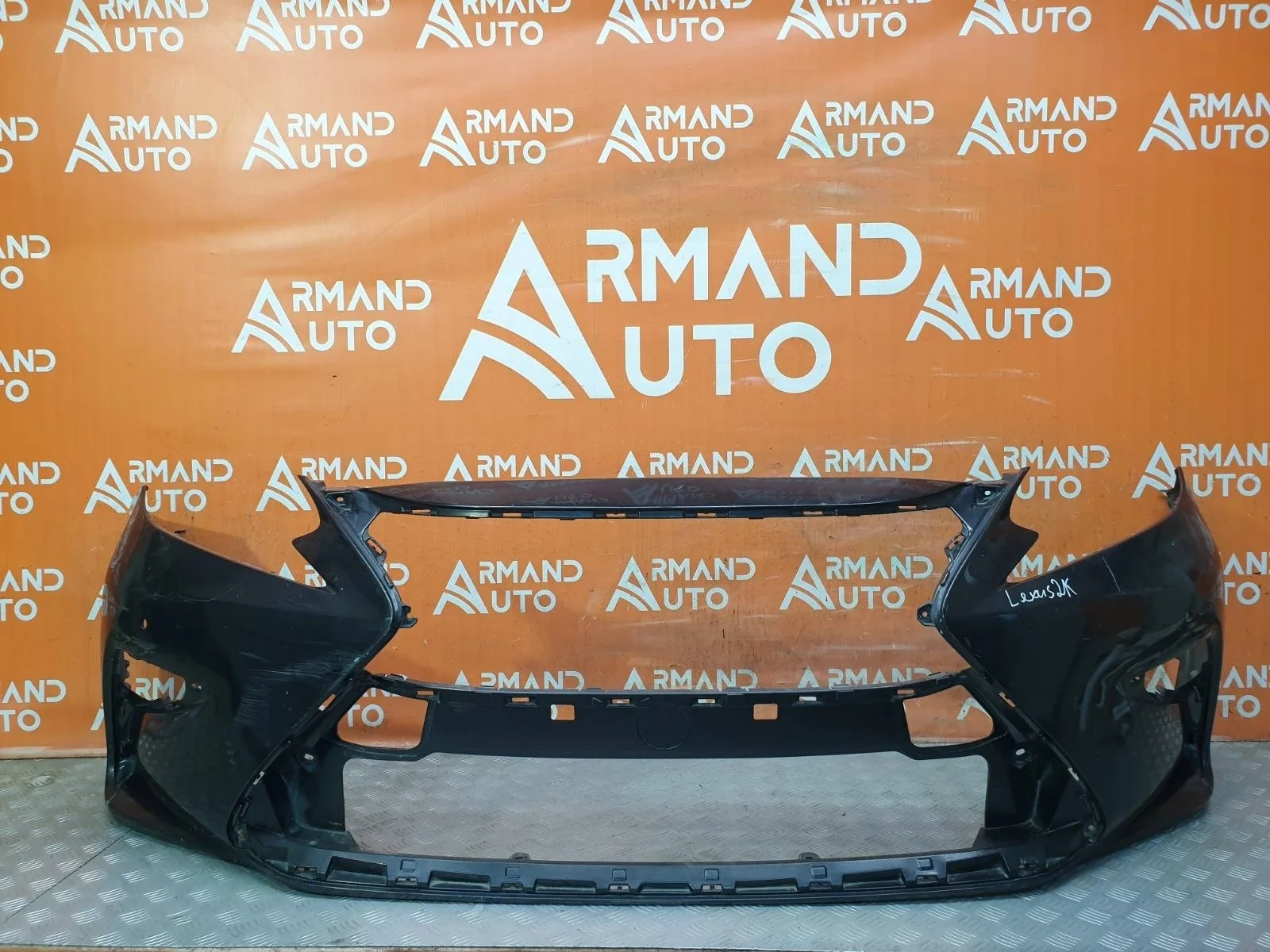 Бампер Lexus ES 2015-2018 6