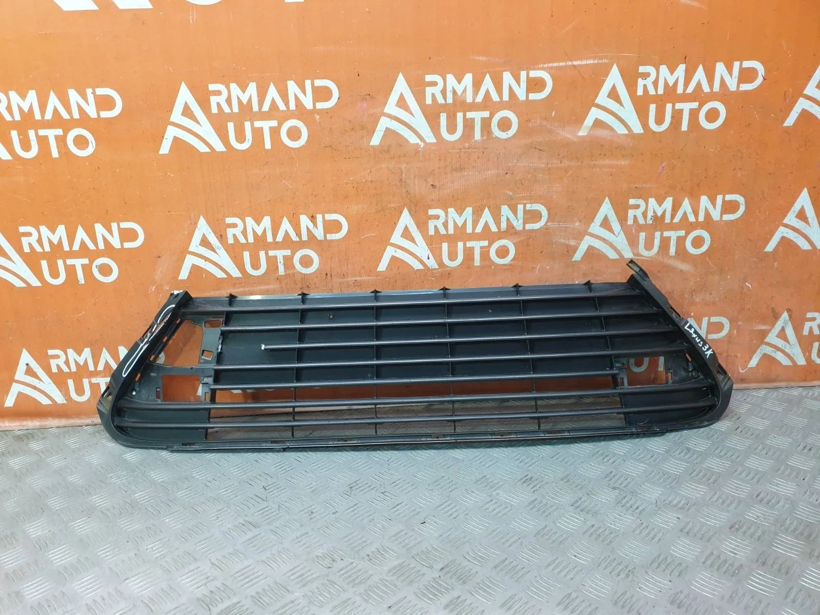 Решетка бампера Lexus ES 2015-2018 6