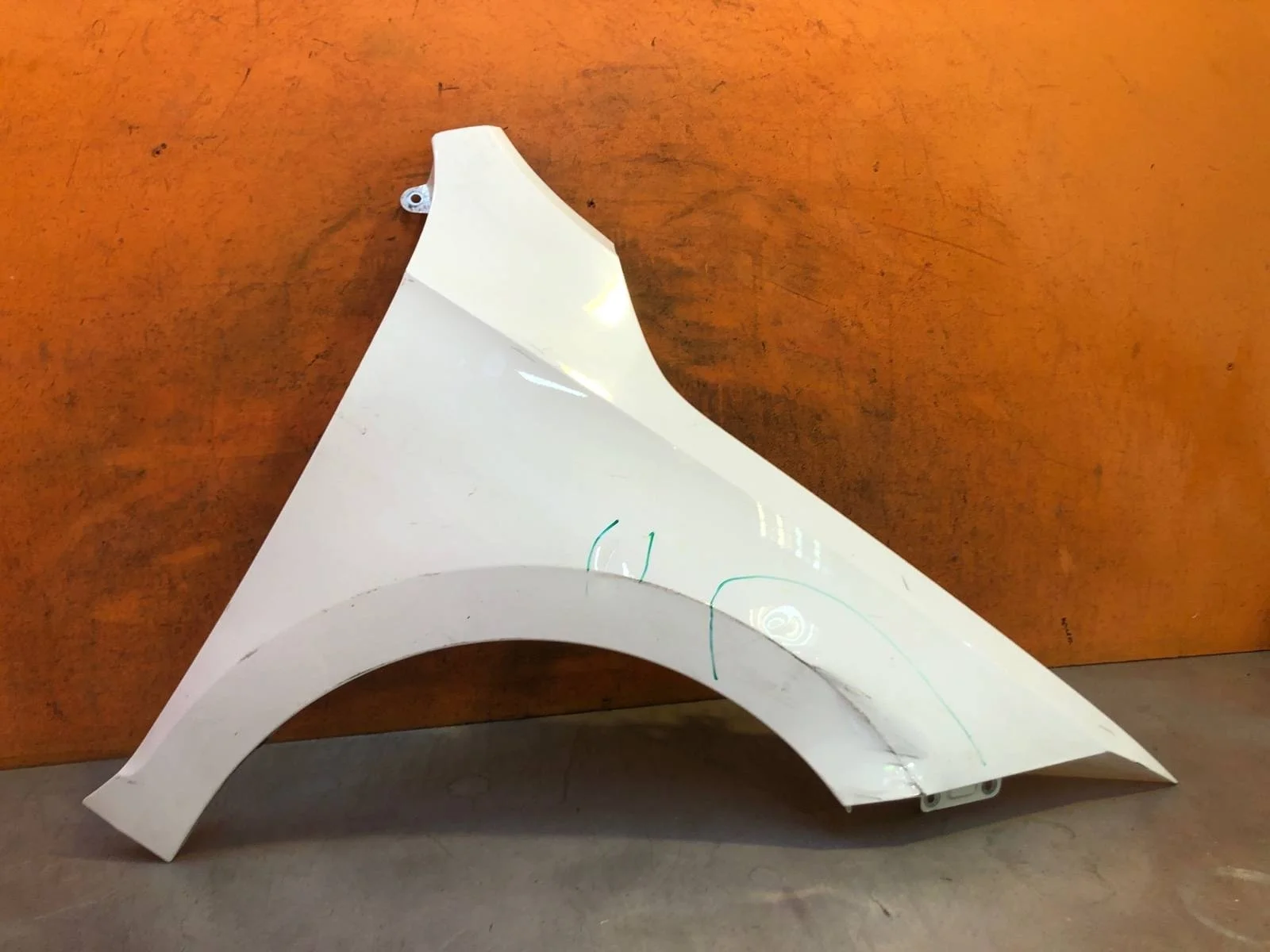 Крыло Skoda Rapid 2020-нв