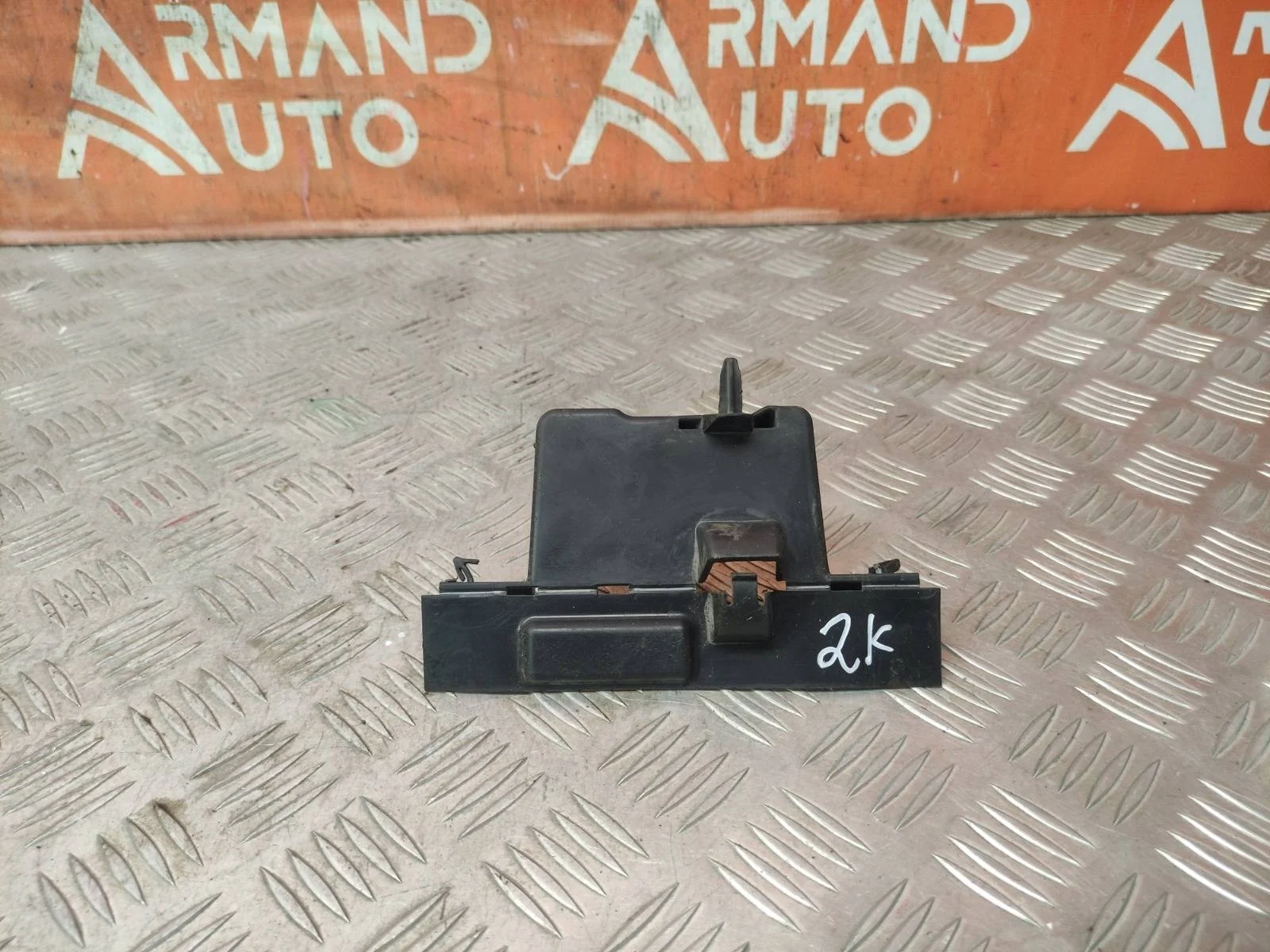 Кронштейн радиатора RENAULT Kaptur 2016-нв