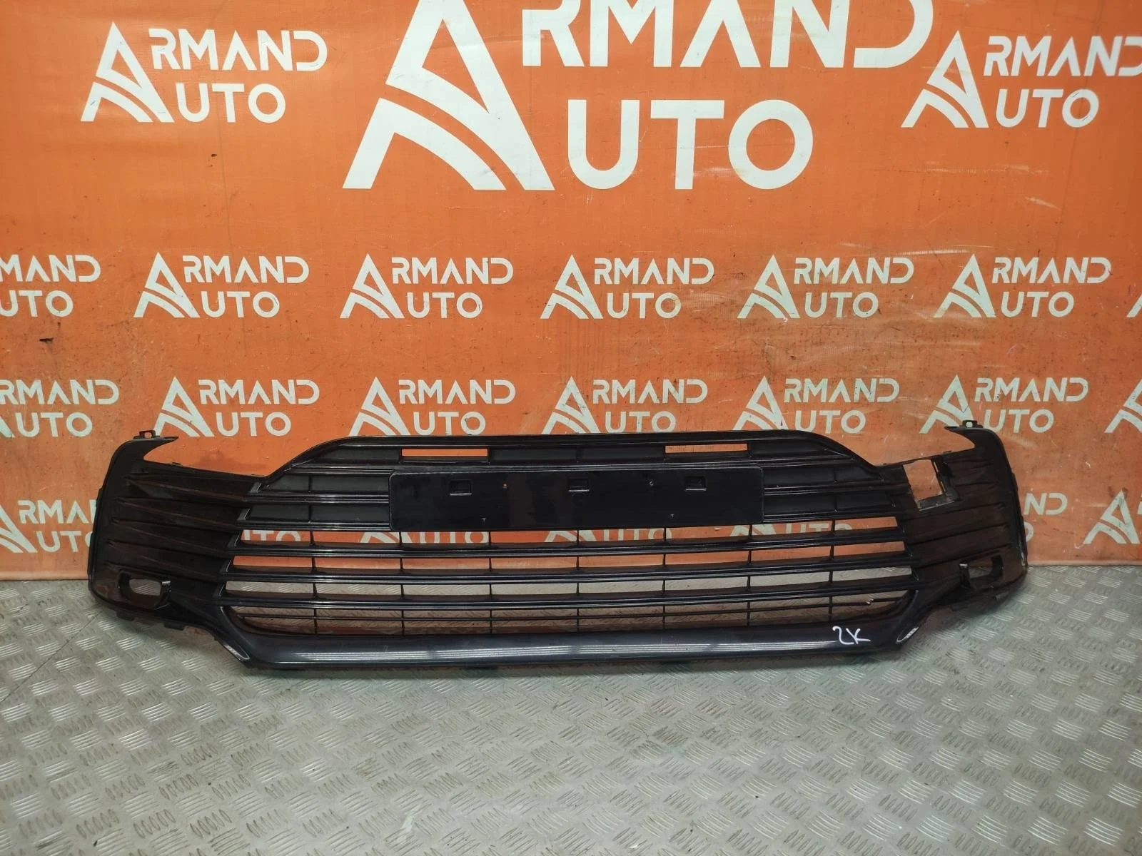 Решетка бампера Toyota Camry 2020-нв 8 XV70