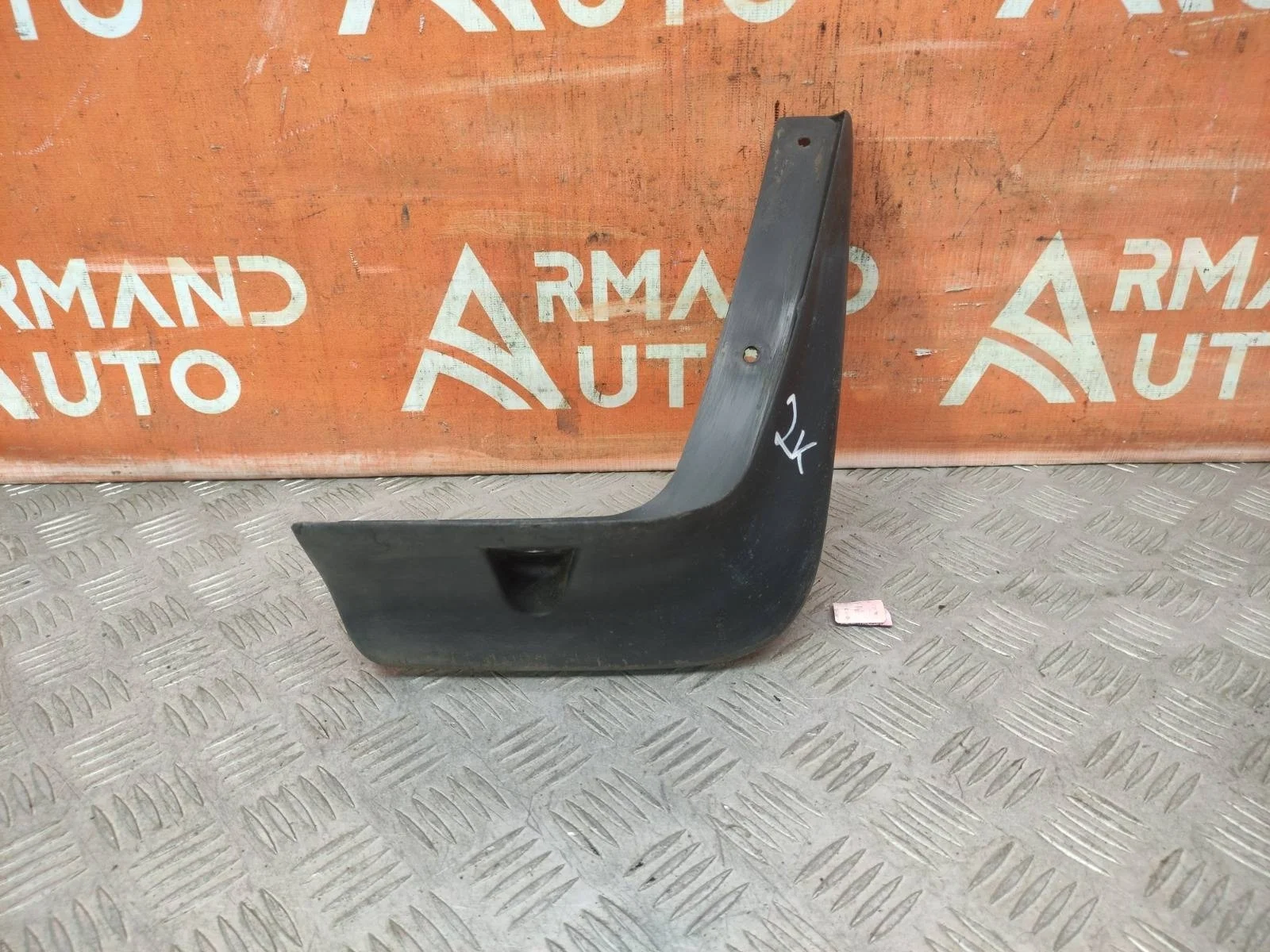 Брызговик Mitsubishi Outlander 2012-2015 3